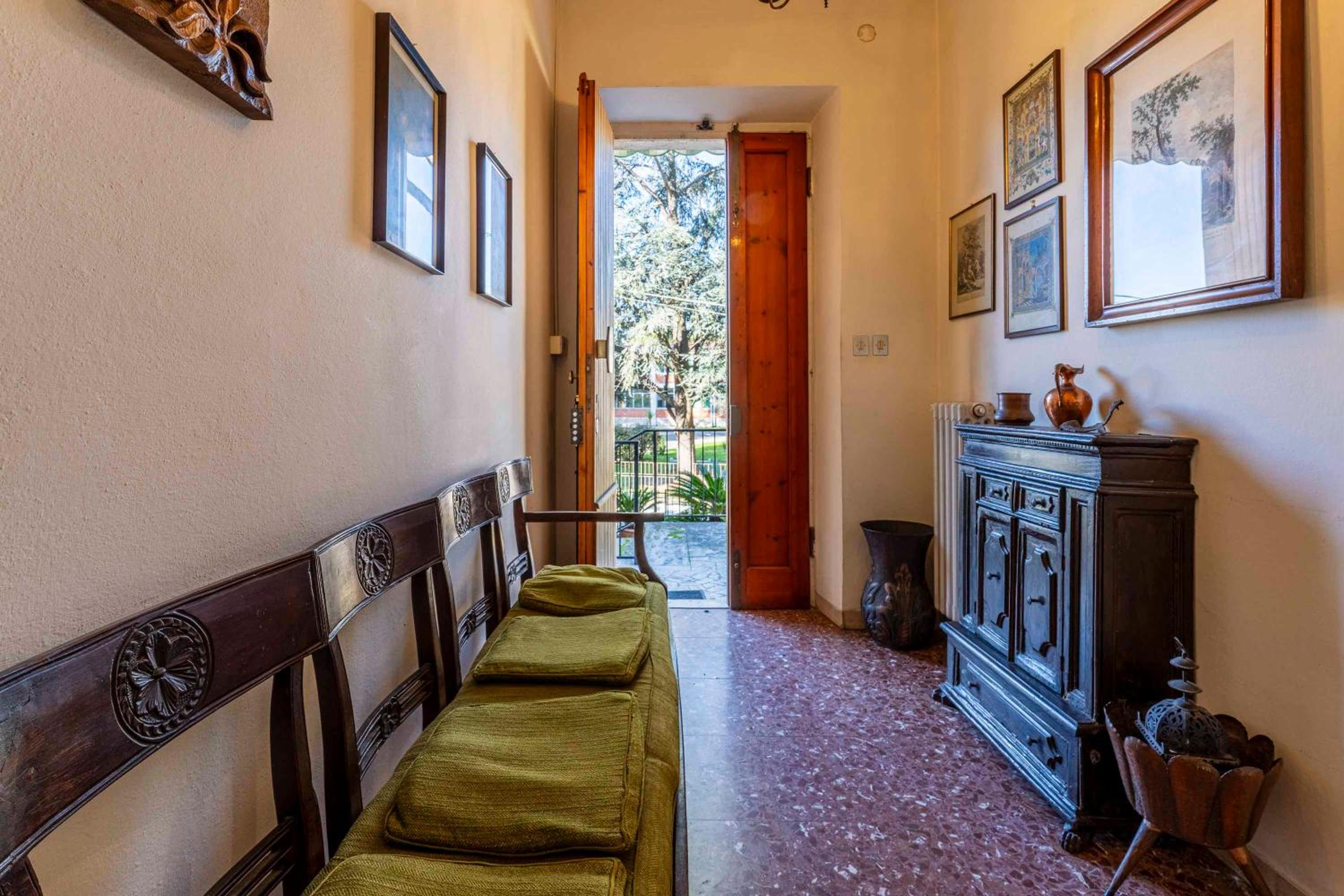 Maisonette photo 2