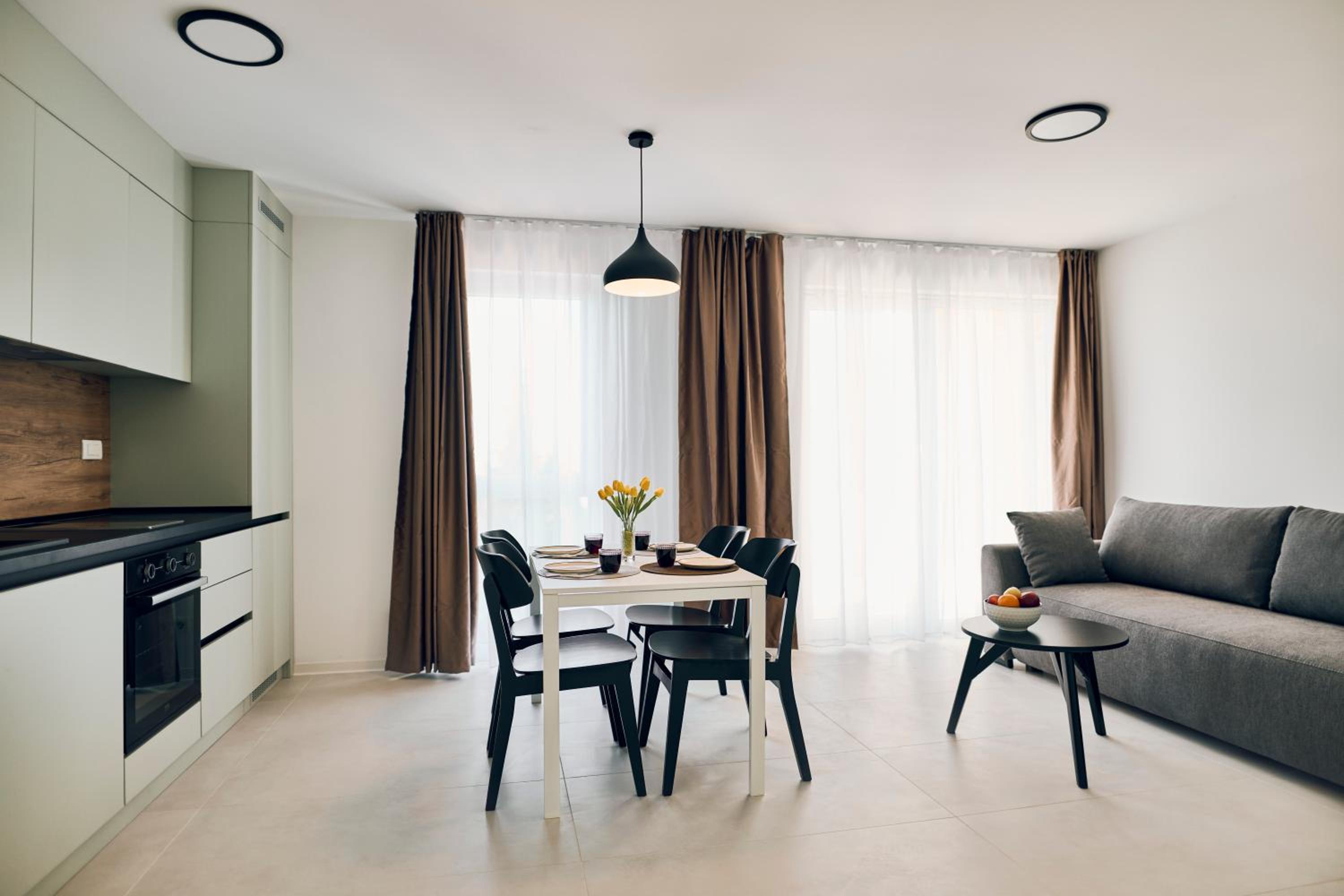 One-Bedroom Apartment with Balcony