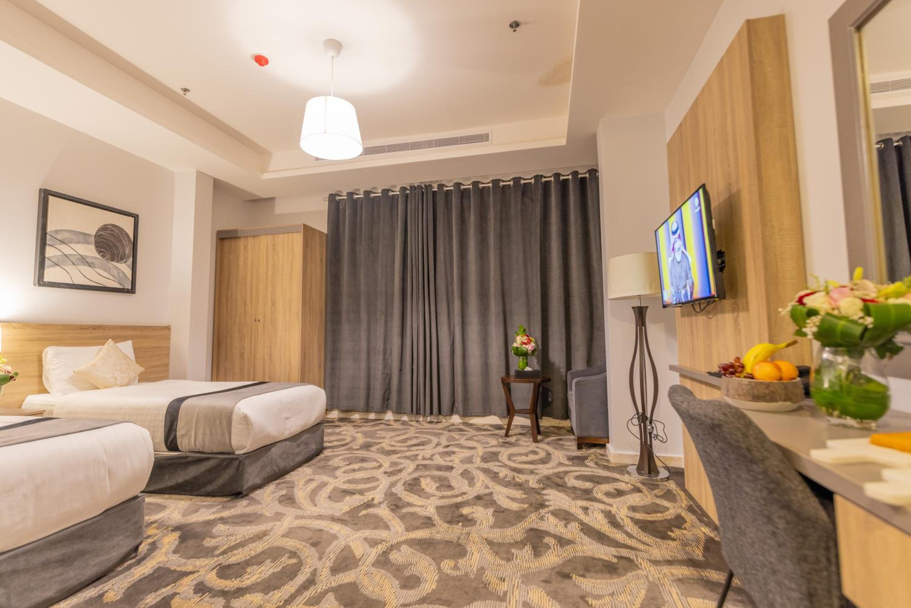 Standard Twin Room - Photo 6
