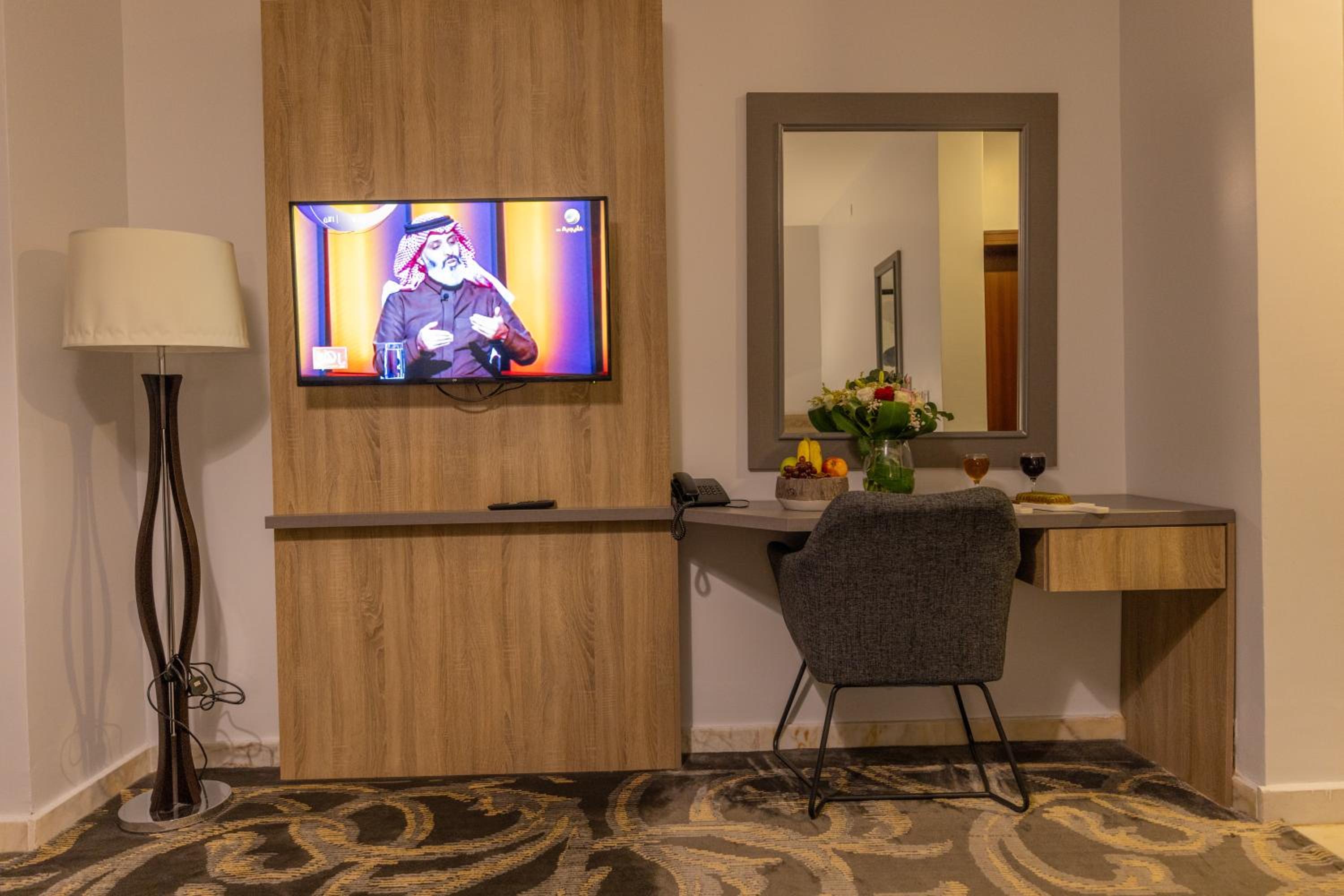 Standard Twin Room - Photo 13