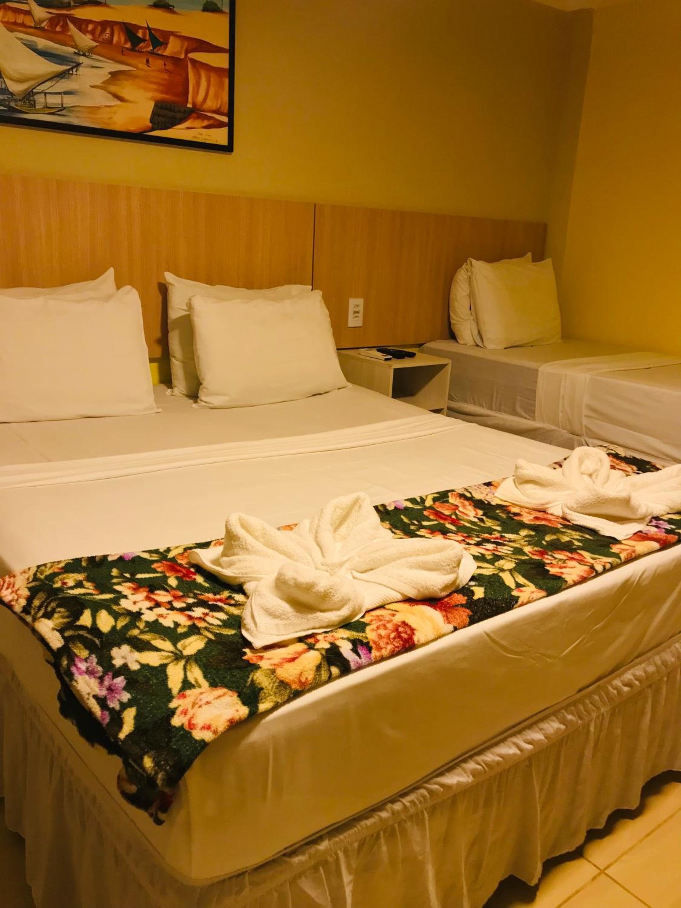 Deluxe Family Room - Photo 13