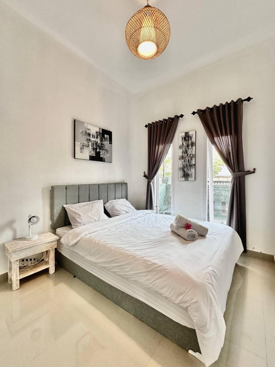 Villa photo 1
