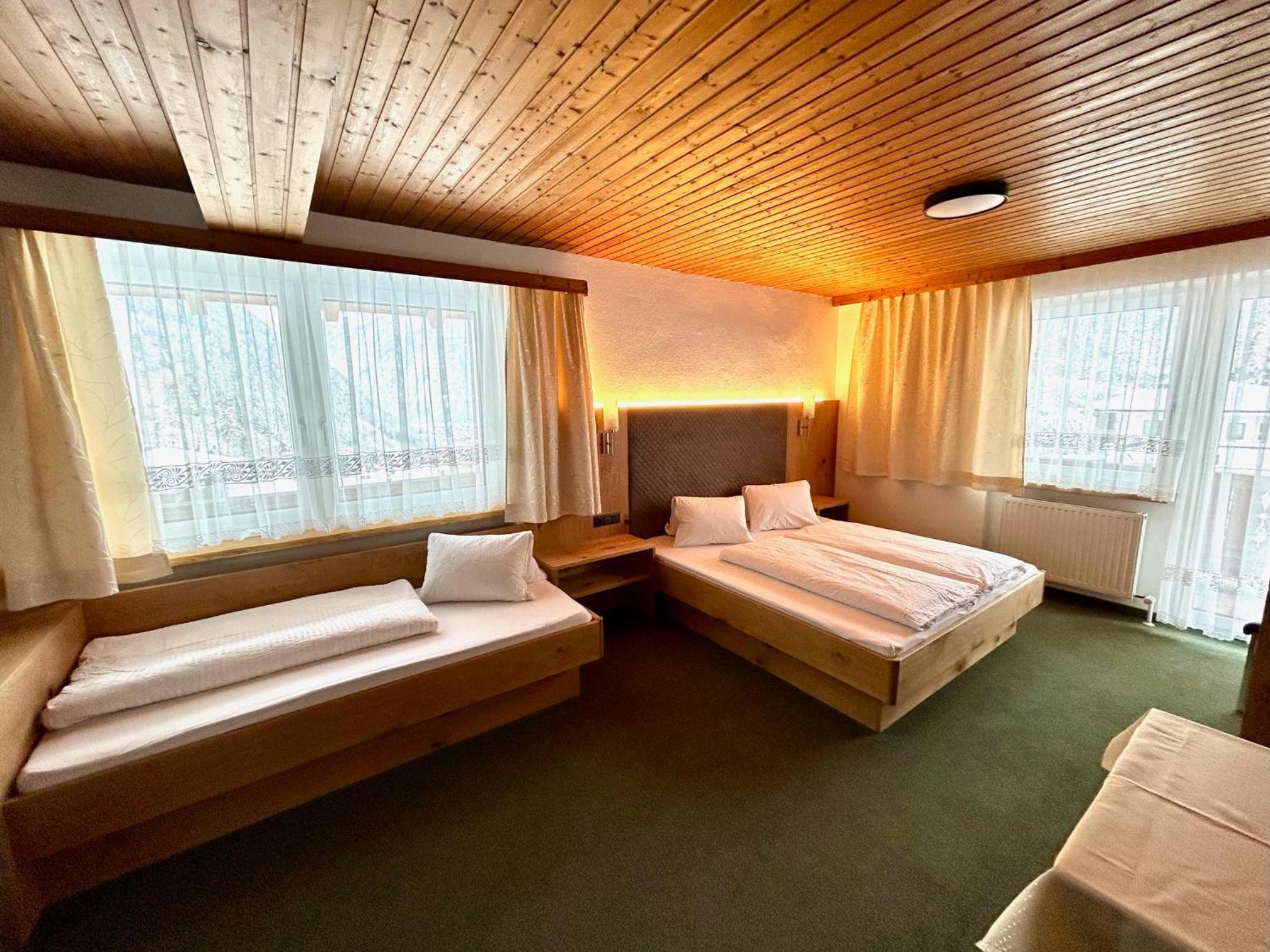 Triple Room photo 3