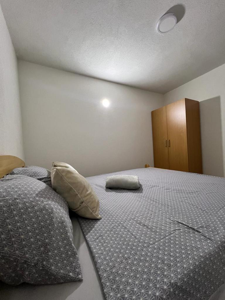 Three-Bedroom Apartment photo 3