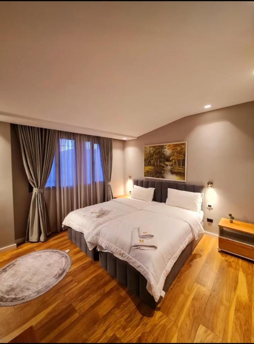 Deluxe Double or Twin Room photo 1