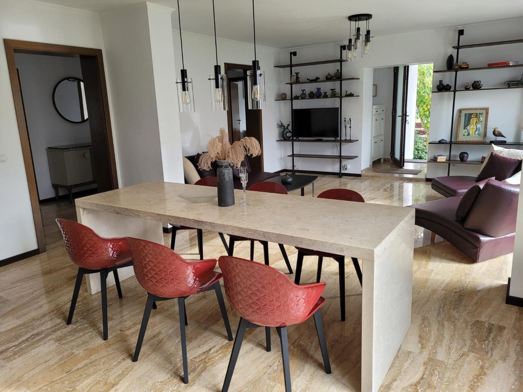 Two-Bedroom House - Photo 14
