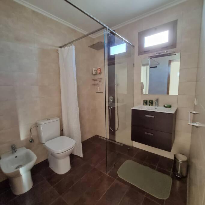 Three-Bedroom Villa photo 3