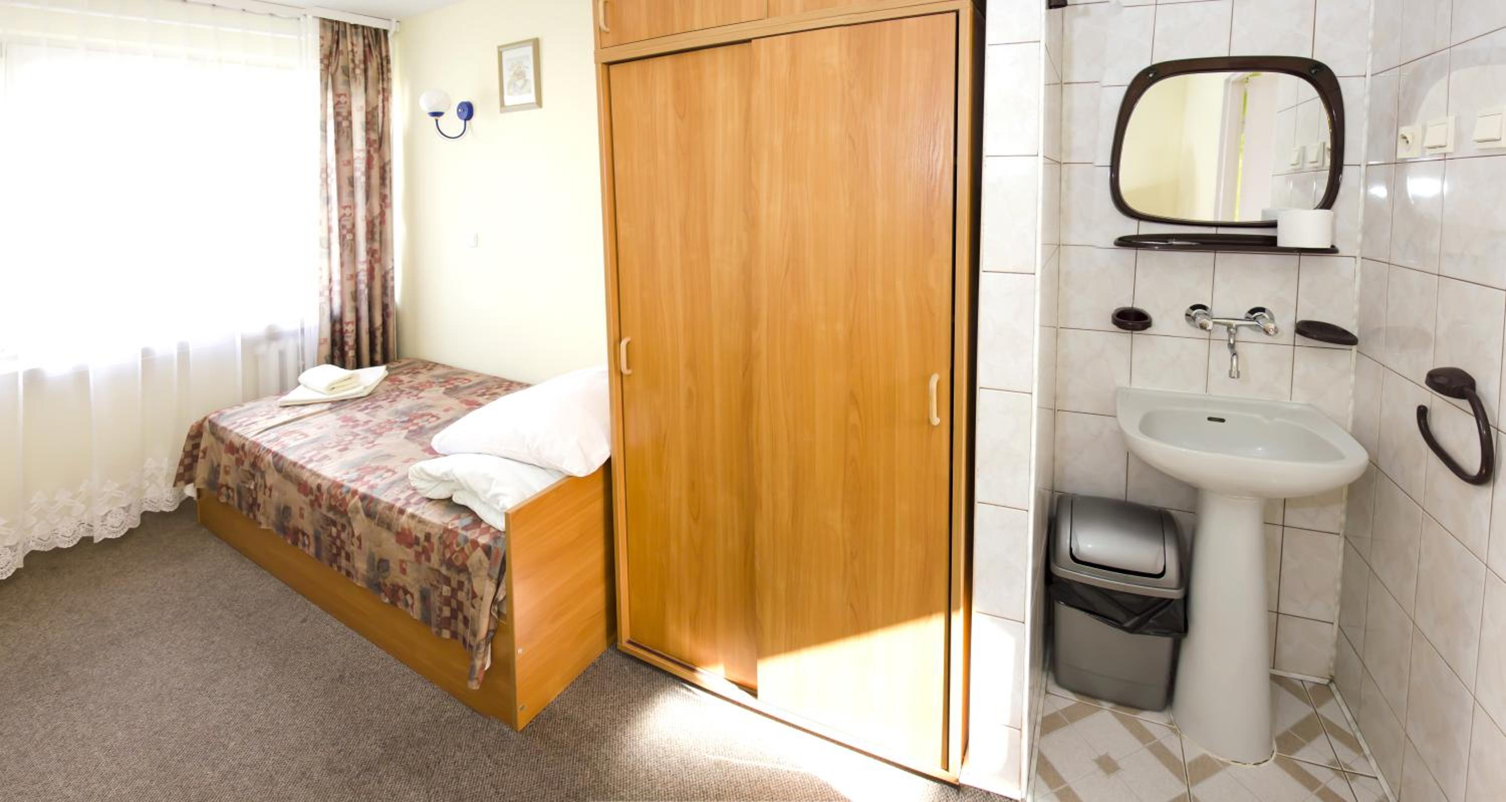 Single Room photo 2