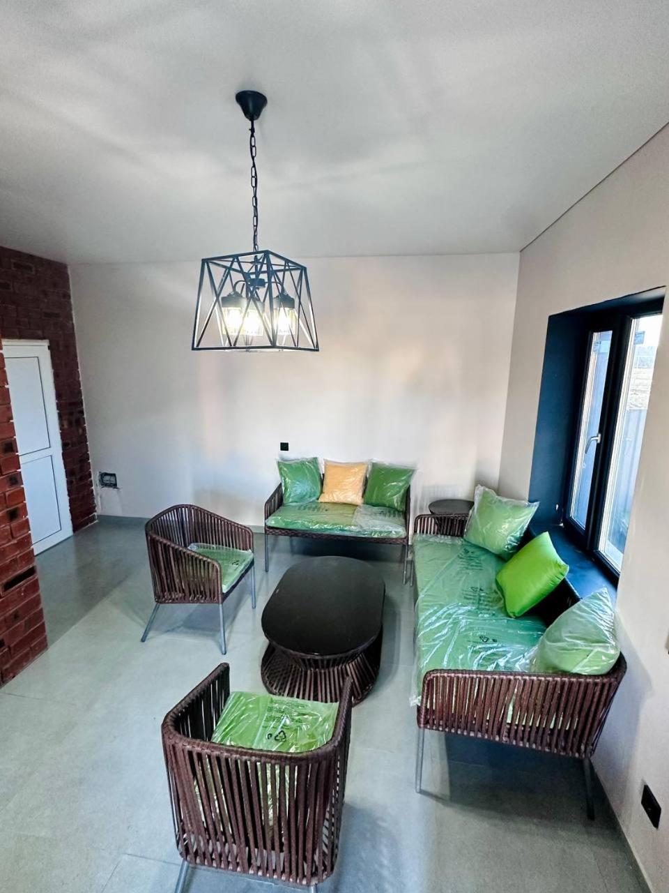 One-Bedroom House photo 3