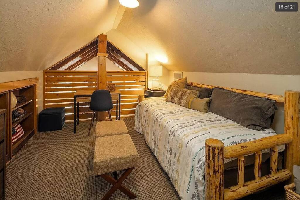 Four-Bedroom House photo 3