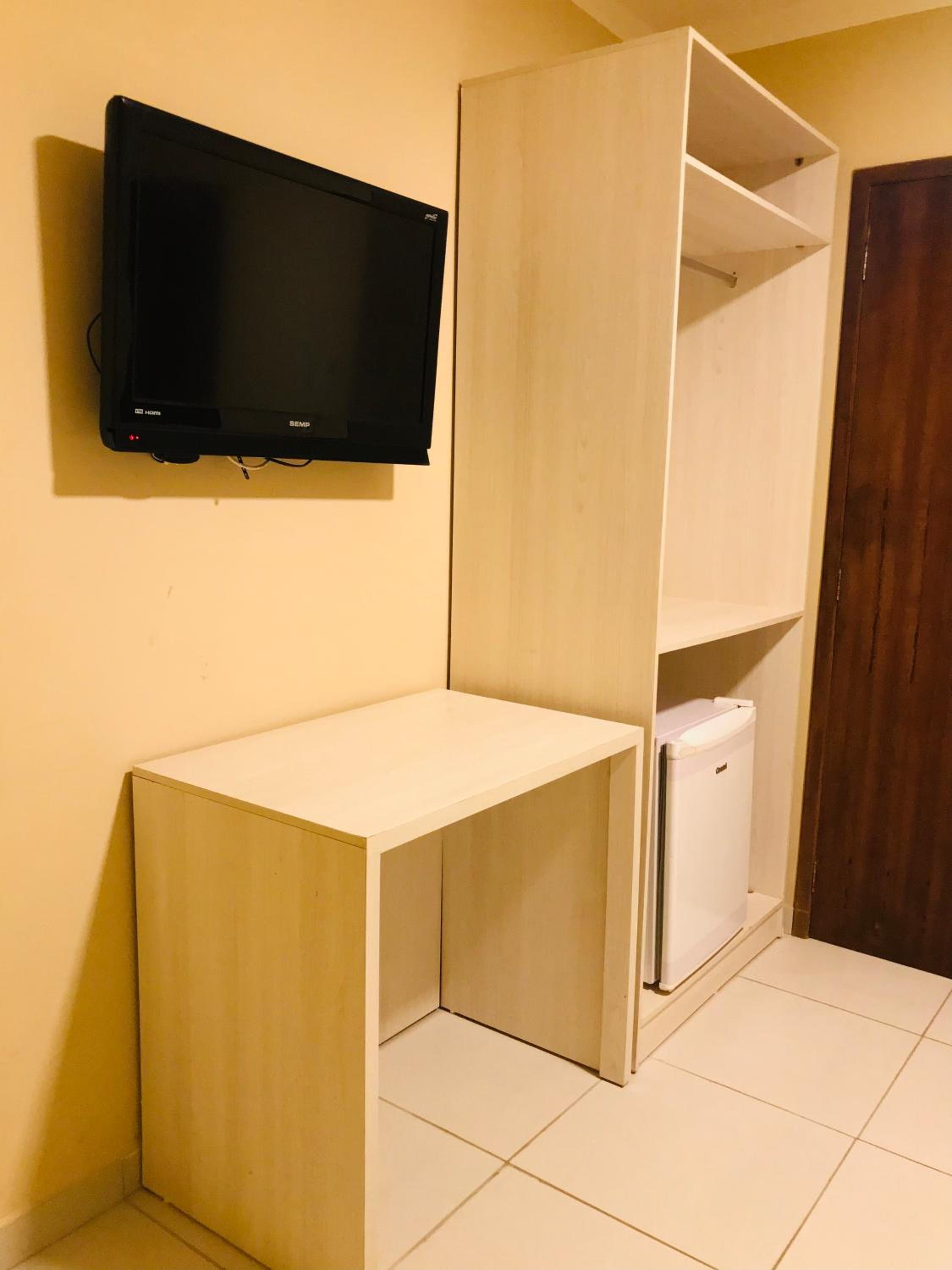 Deluxe Room - Photo 37