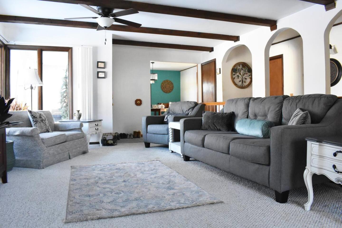 Three-Bedroom House photo 1