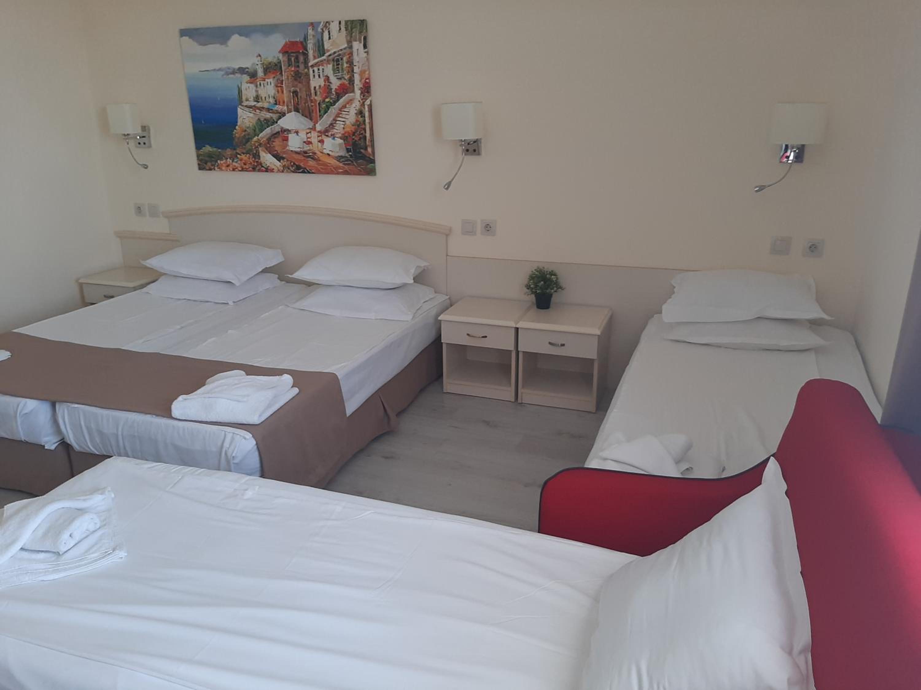 Triple Room with Free Parking photo 1