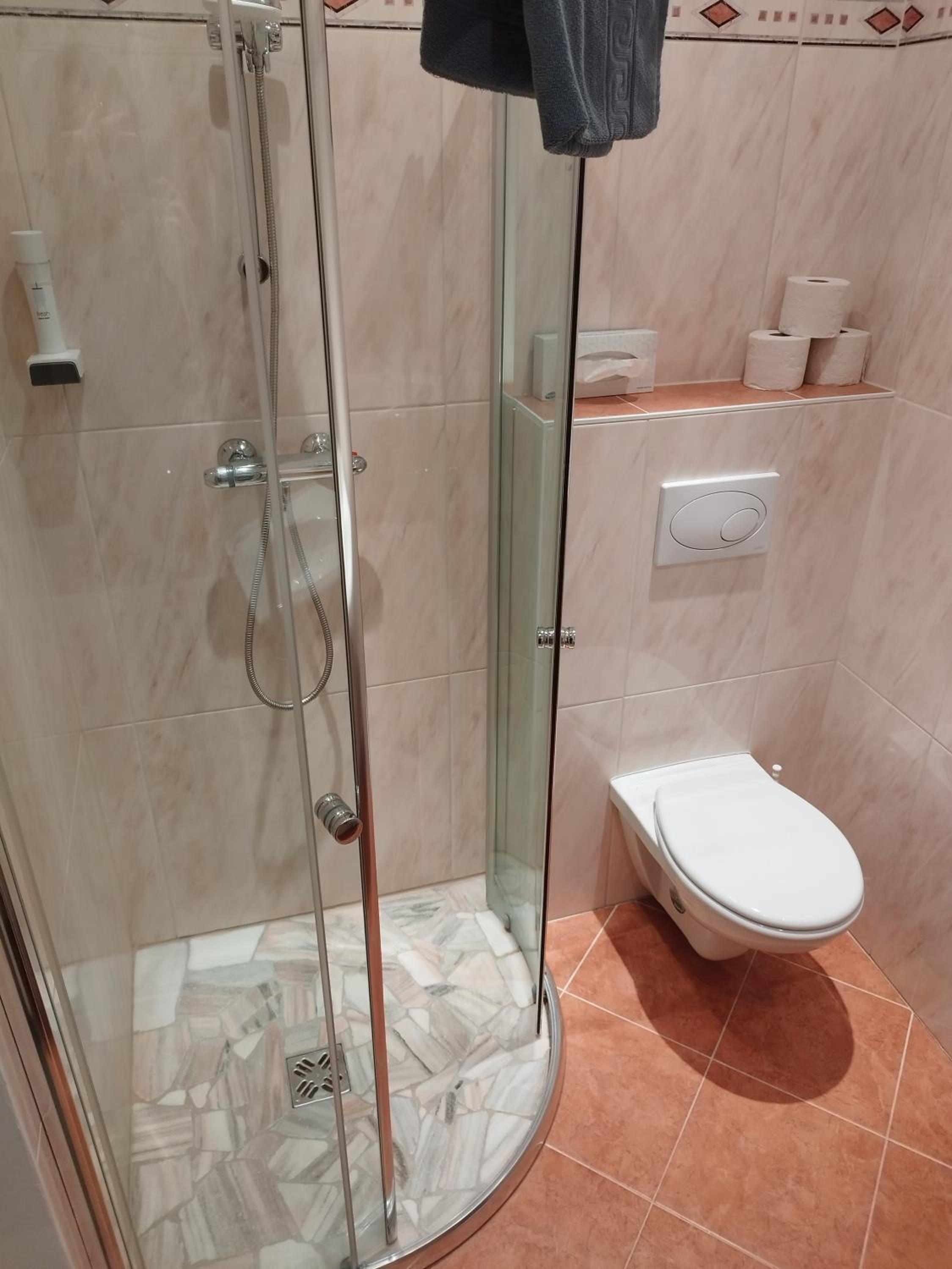 Single Room photo 2