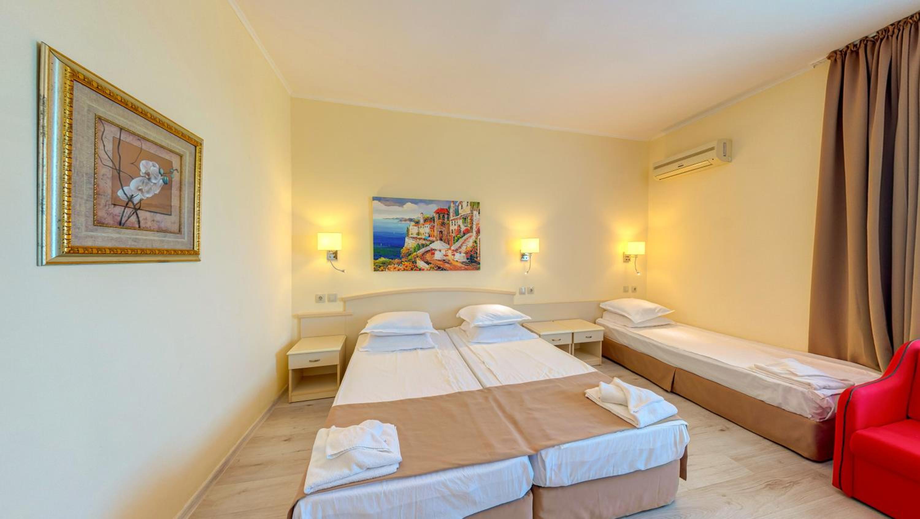 Triple Room with Free Parking photo 3