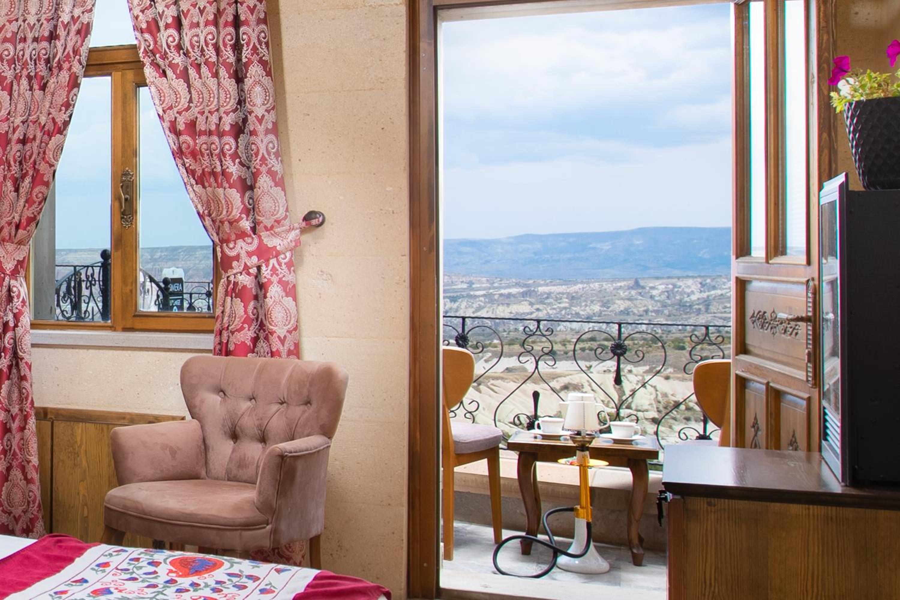 Junior Suite with Balcony photo 3