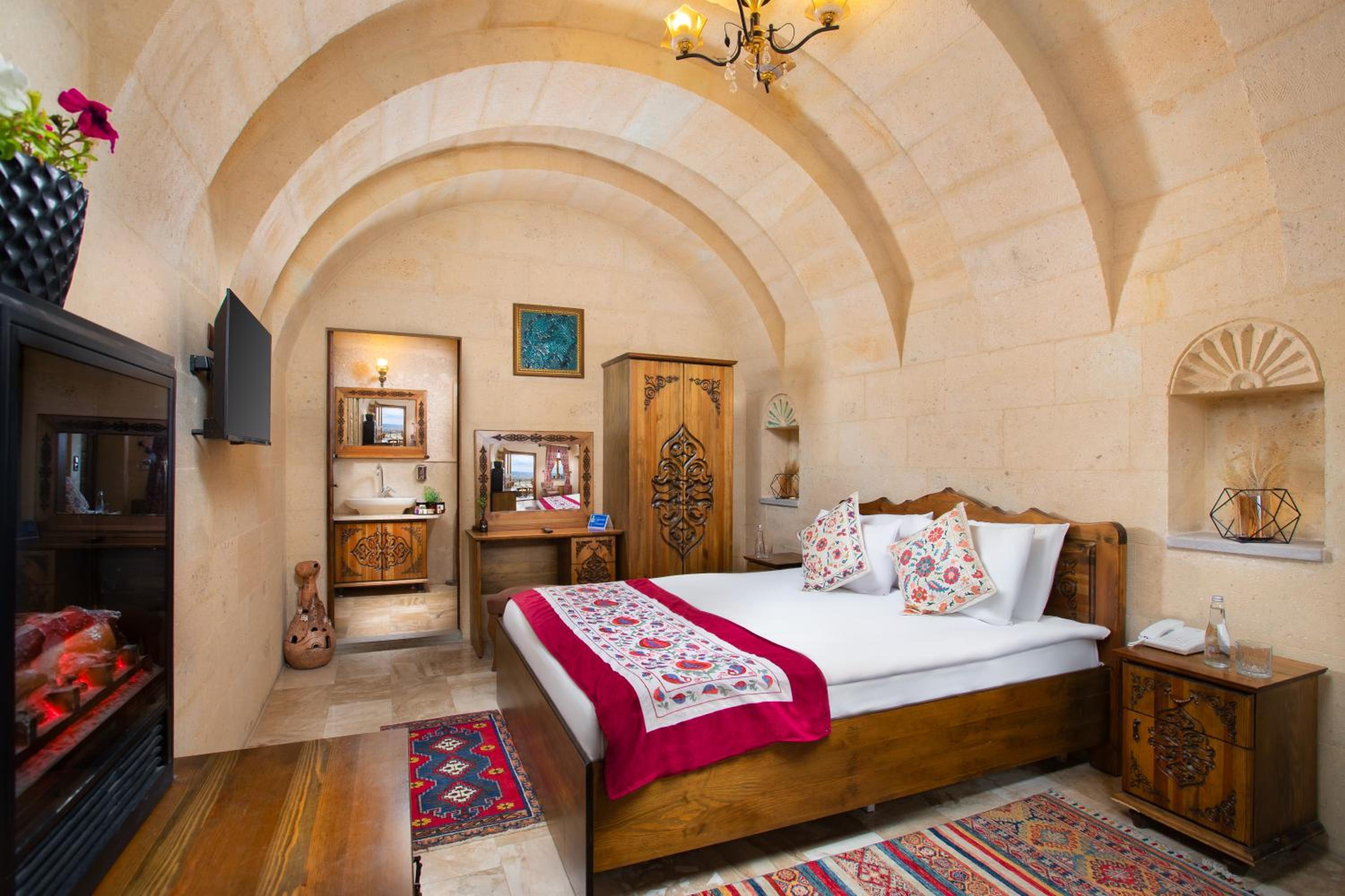 Junior Suite with Balcony photo 2
