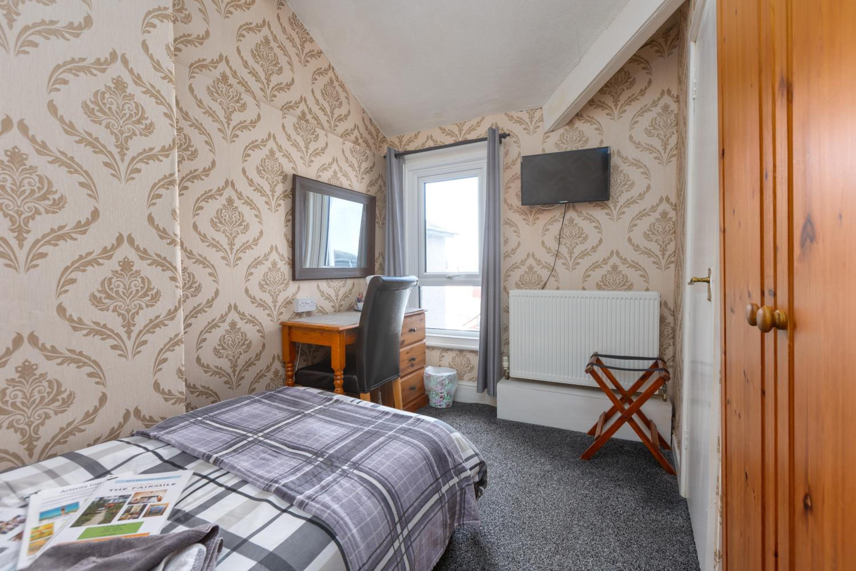 Single Room photo 3