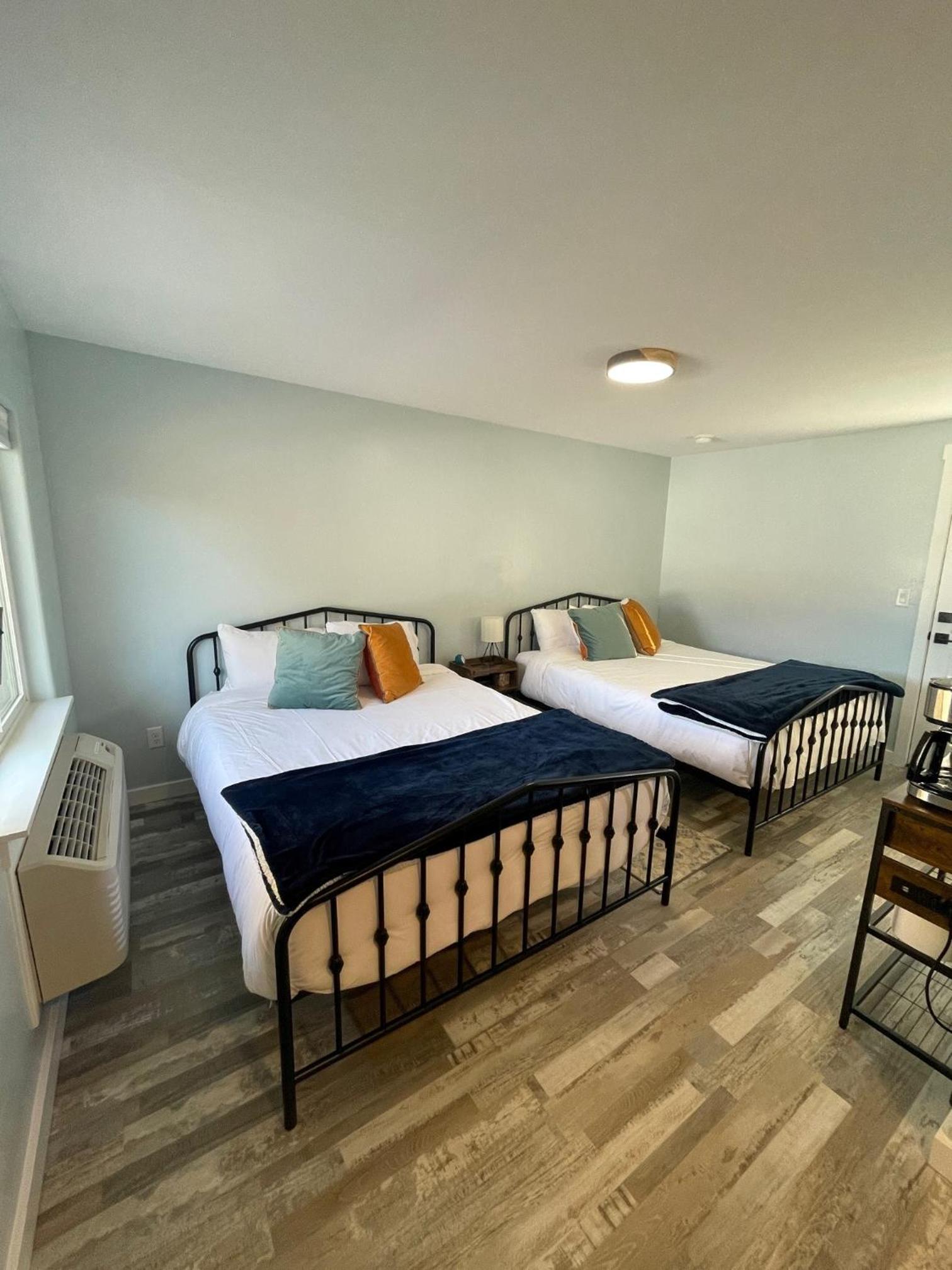 Double Room with Mountain View - Photo 1
