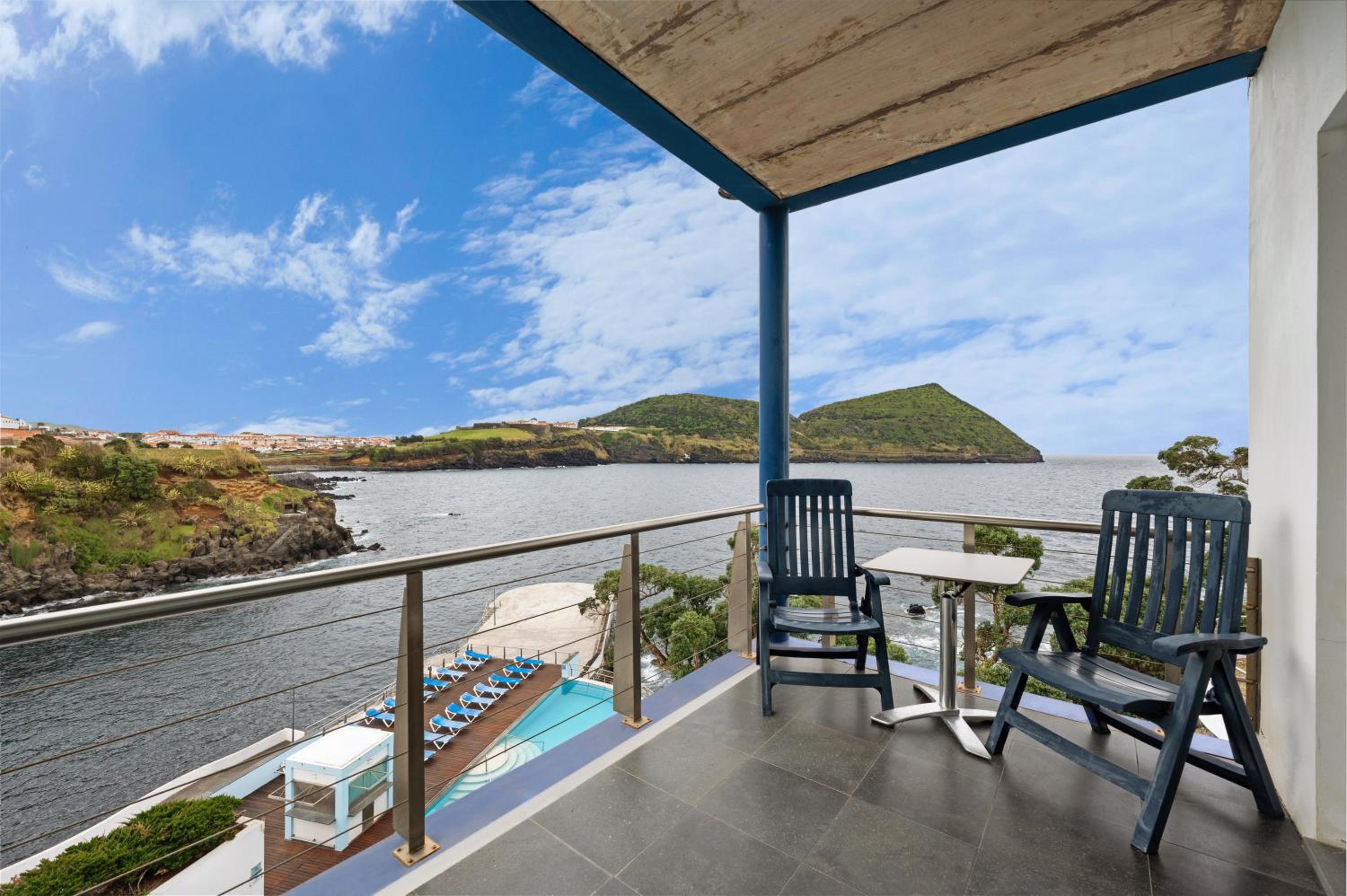 Double Room with Sea View - Photo 7