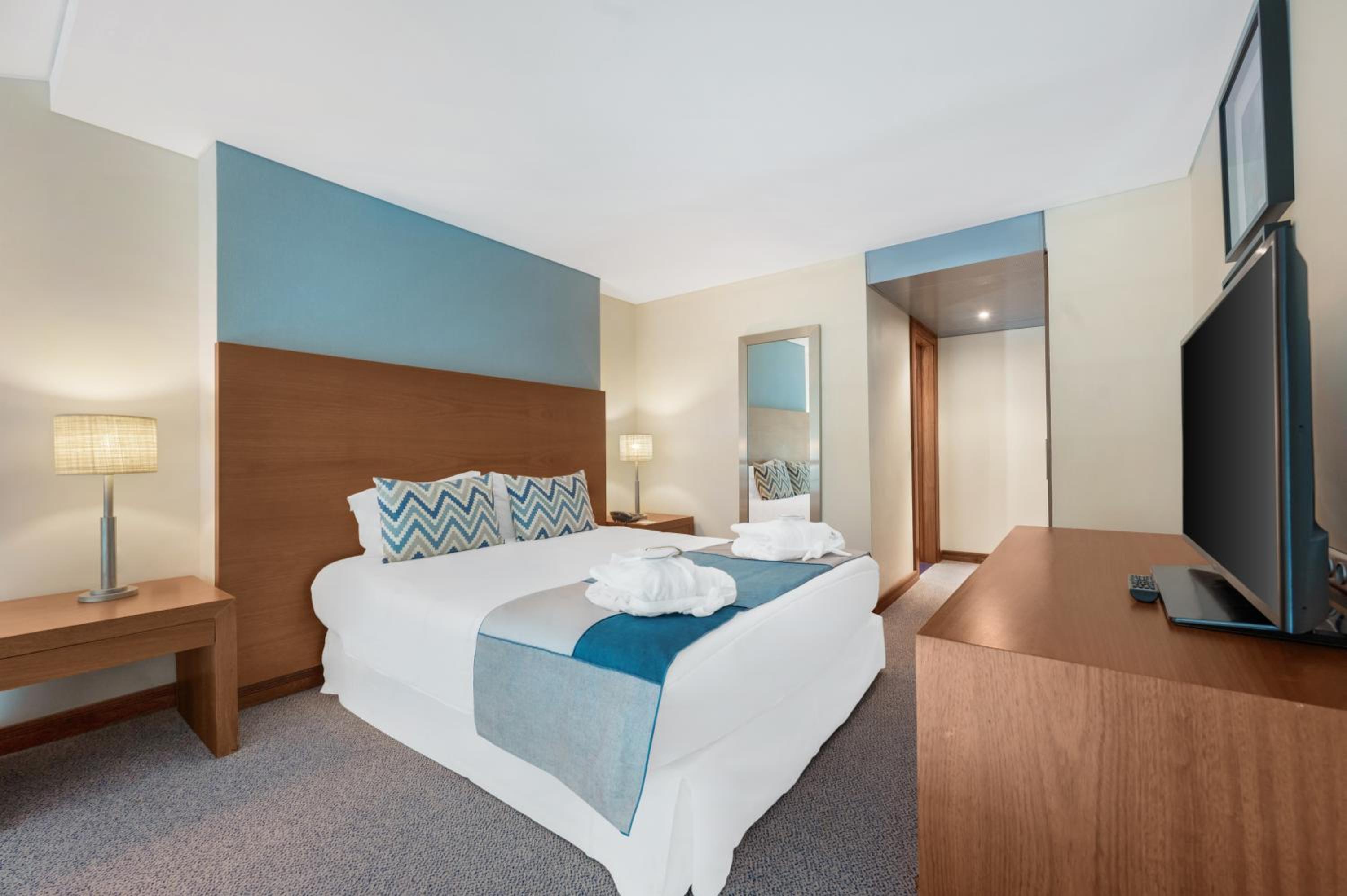 Double Suite with Sea View - Photo 1
