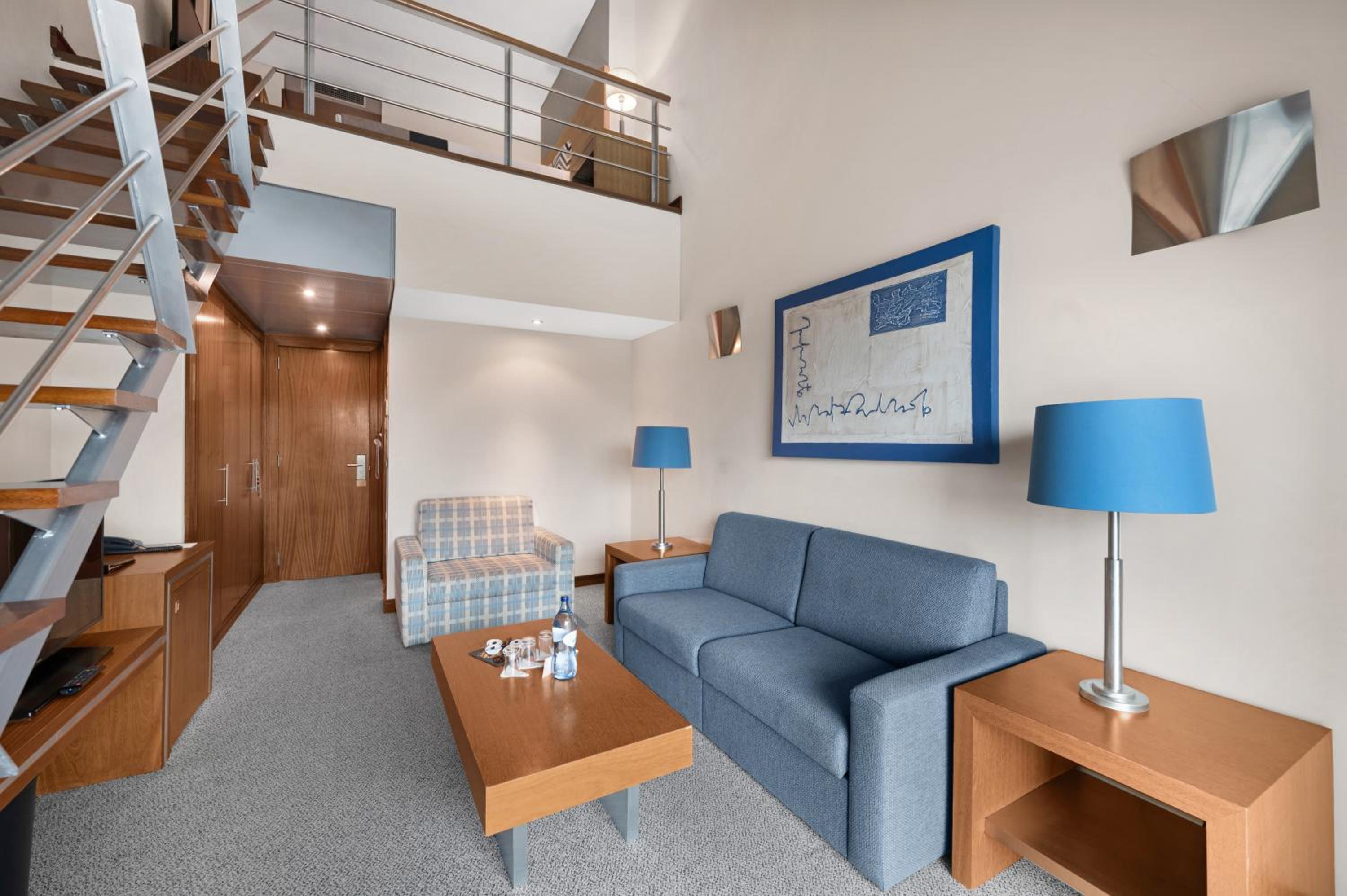 Twin Family Suite with Sea View - Photo 10