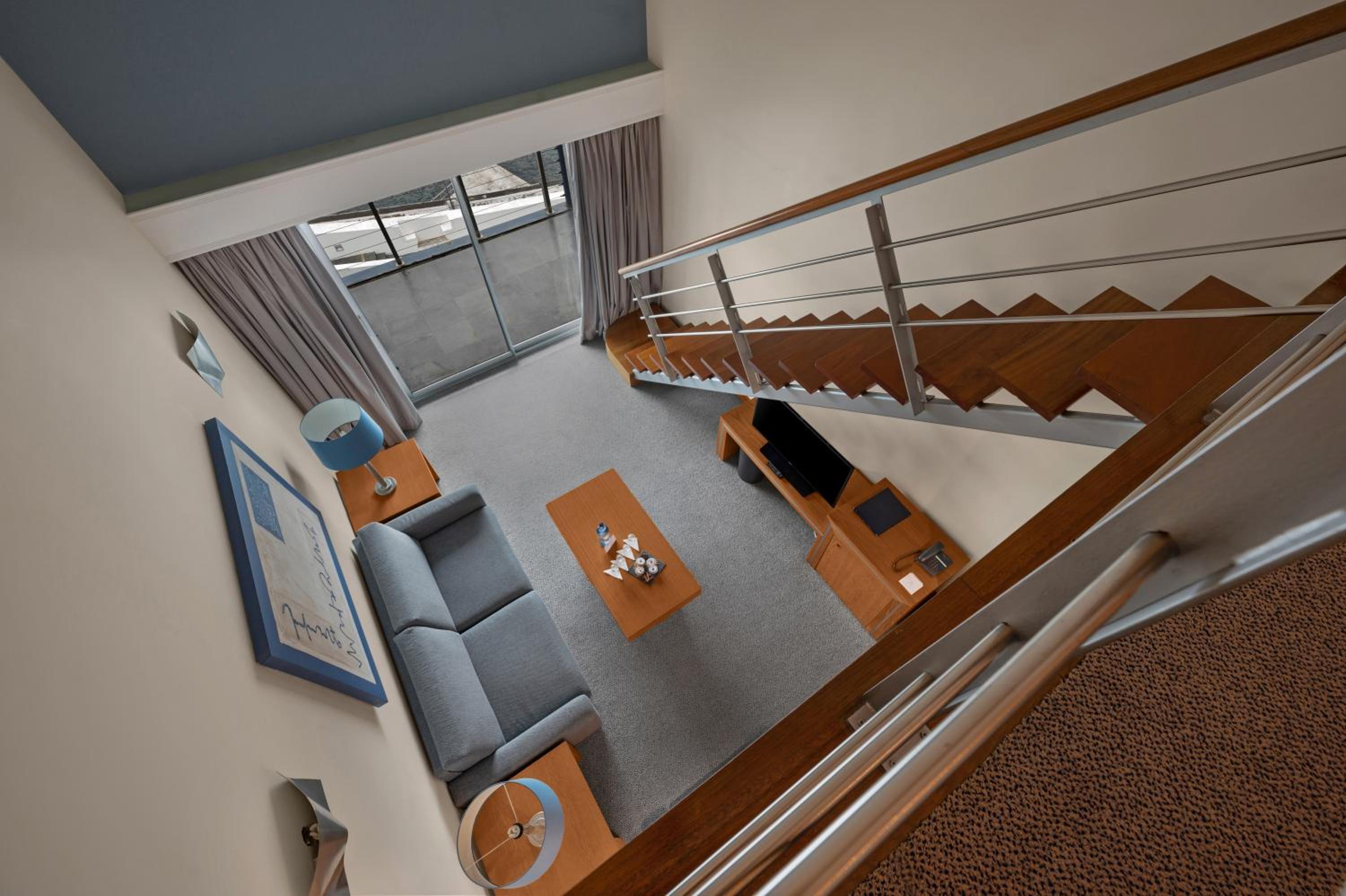 Twin Family Suite with Sea View - Photo 7