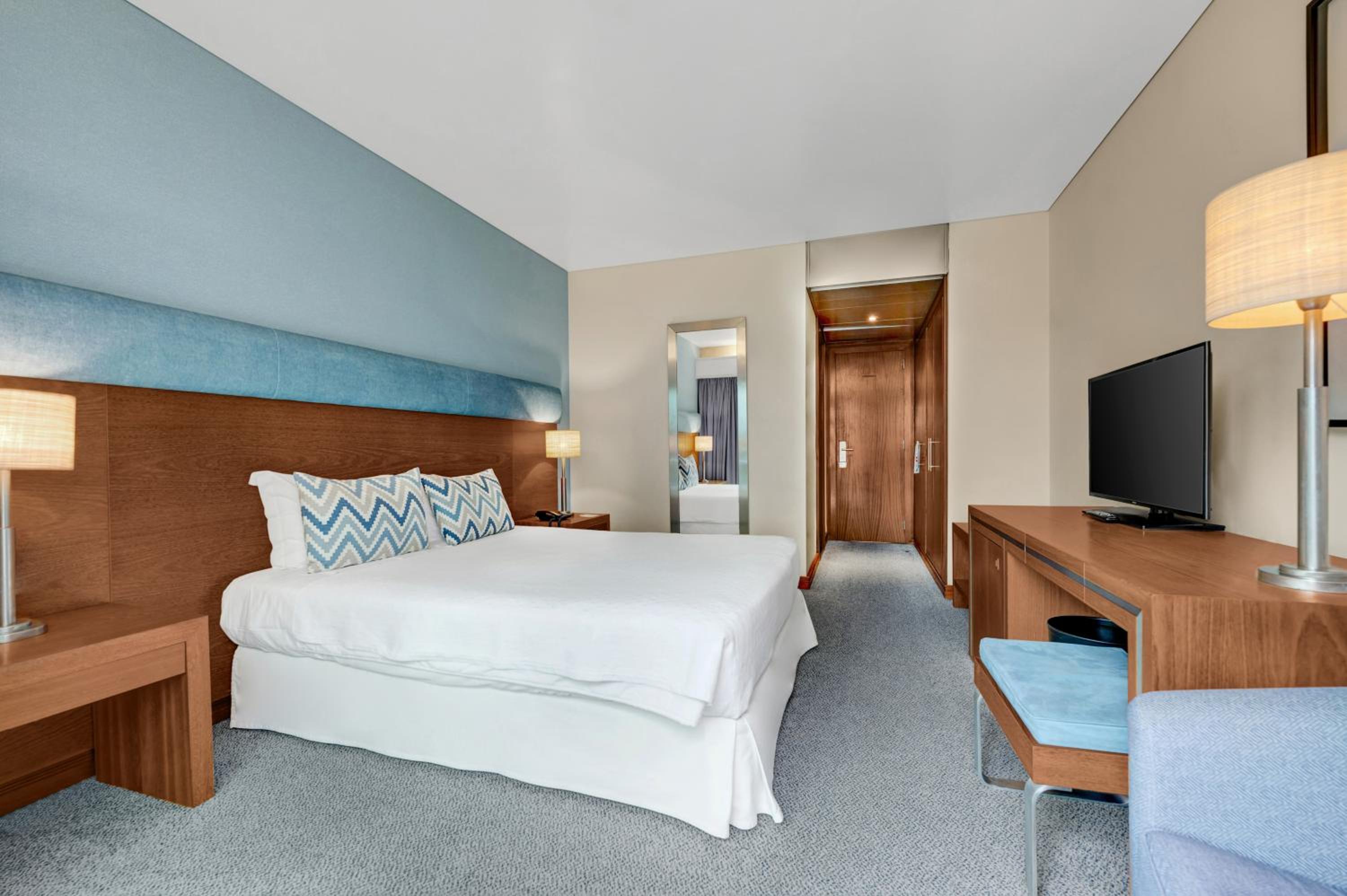 Double Room with Garden View - Photo 3