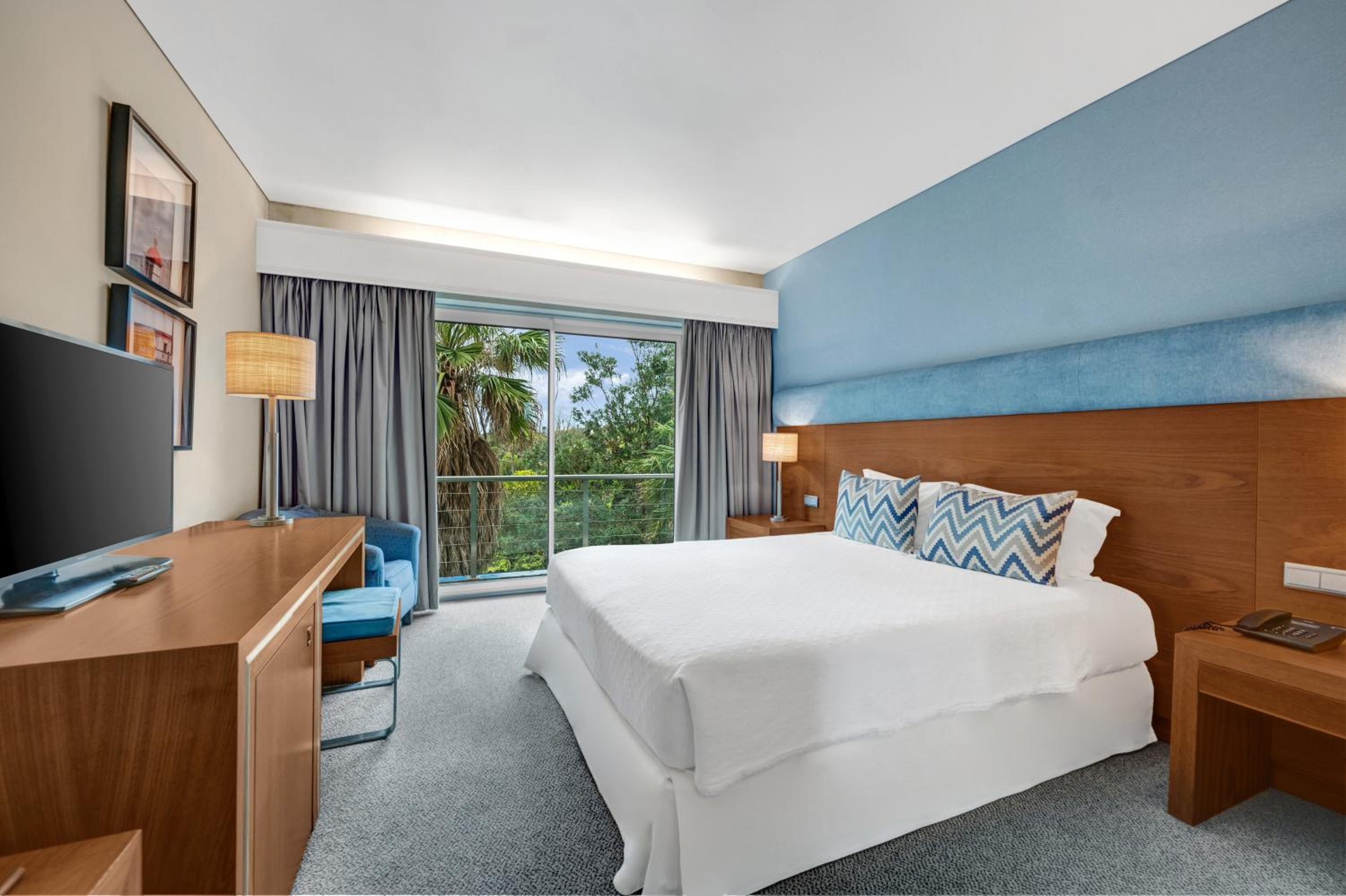 Double Room with Garden View - Photo 1
