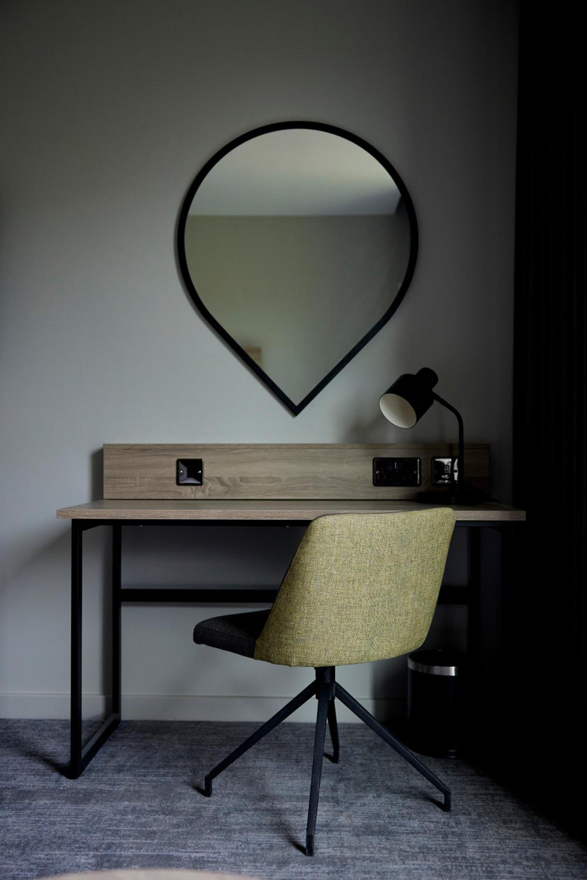 Superior King Room - Photo 4