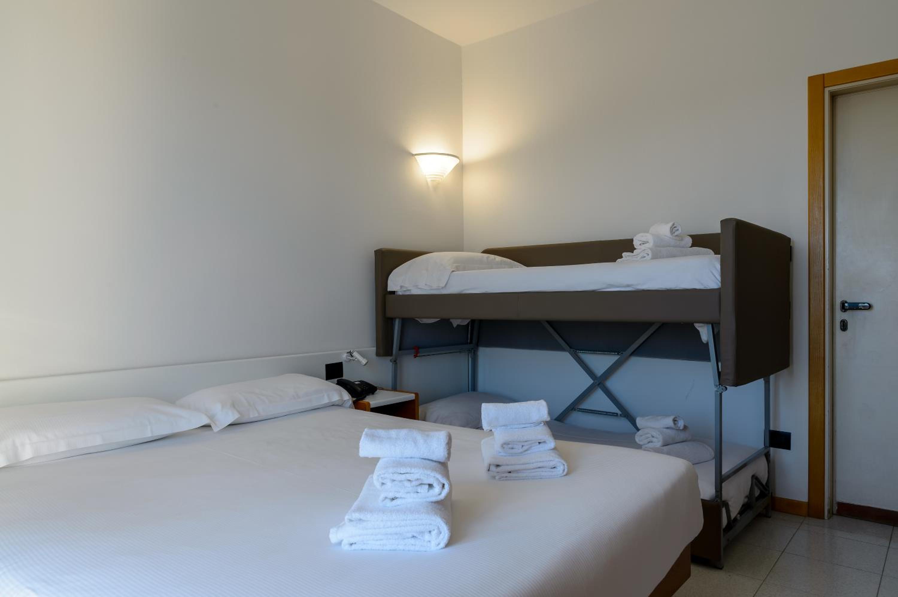 Double Or Twin Room With Extra Bed