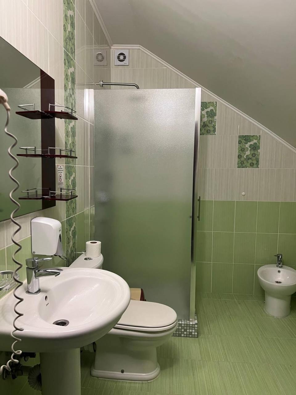 Deluxe Double Room with Balcony photo 2