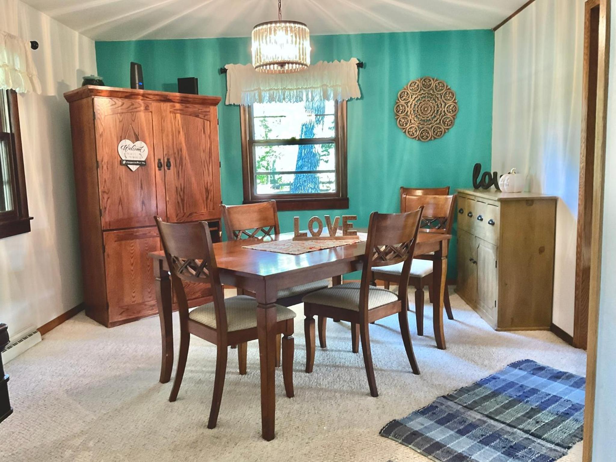 Three-Bedroom House photo 2