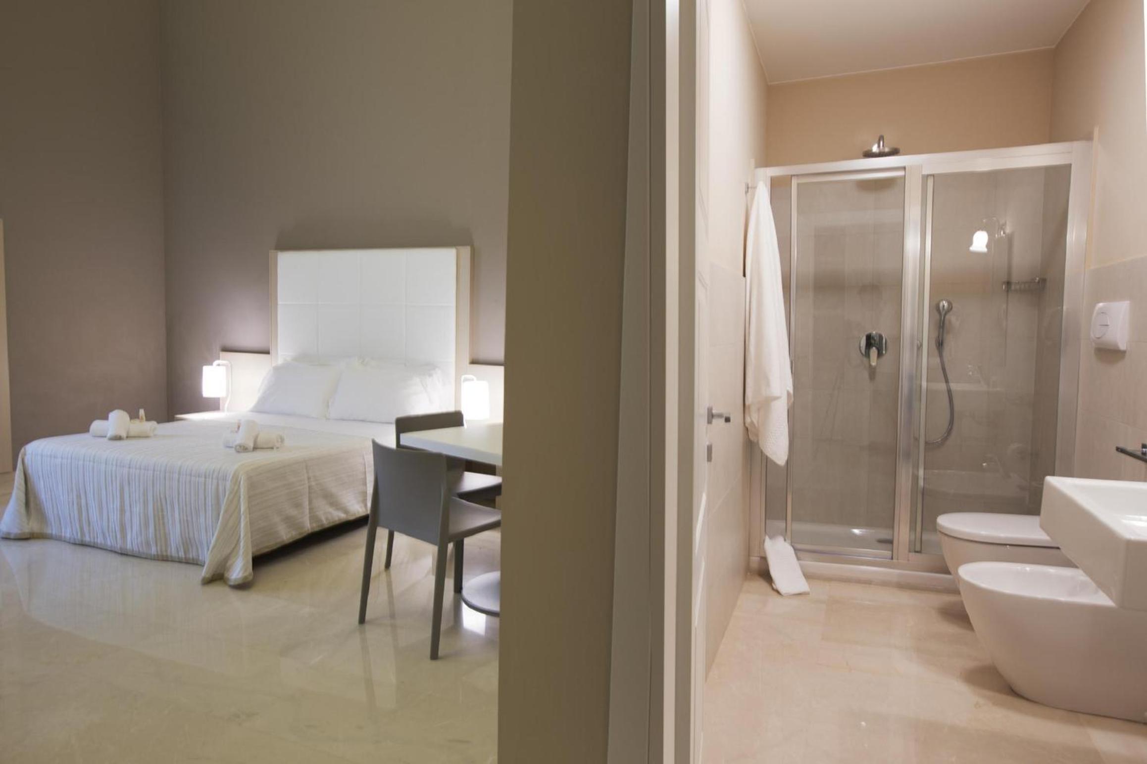 Superior Room - Photo 12