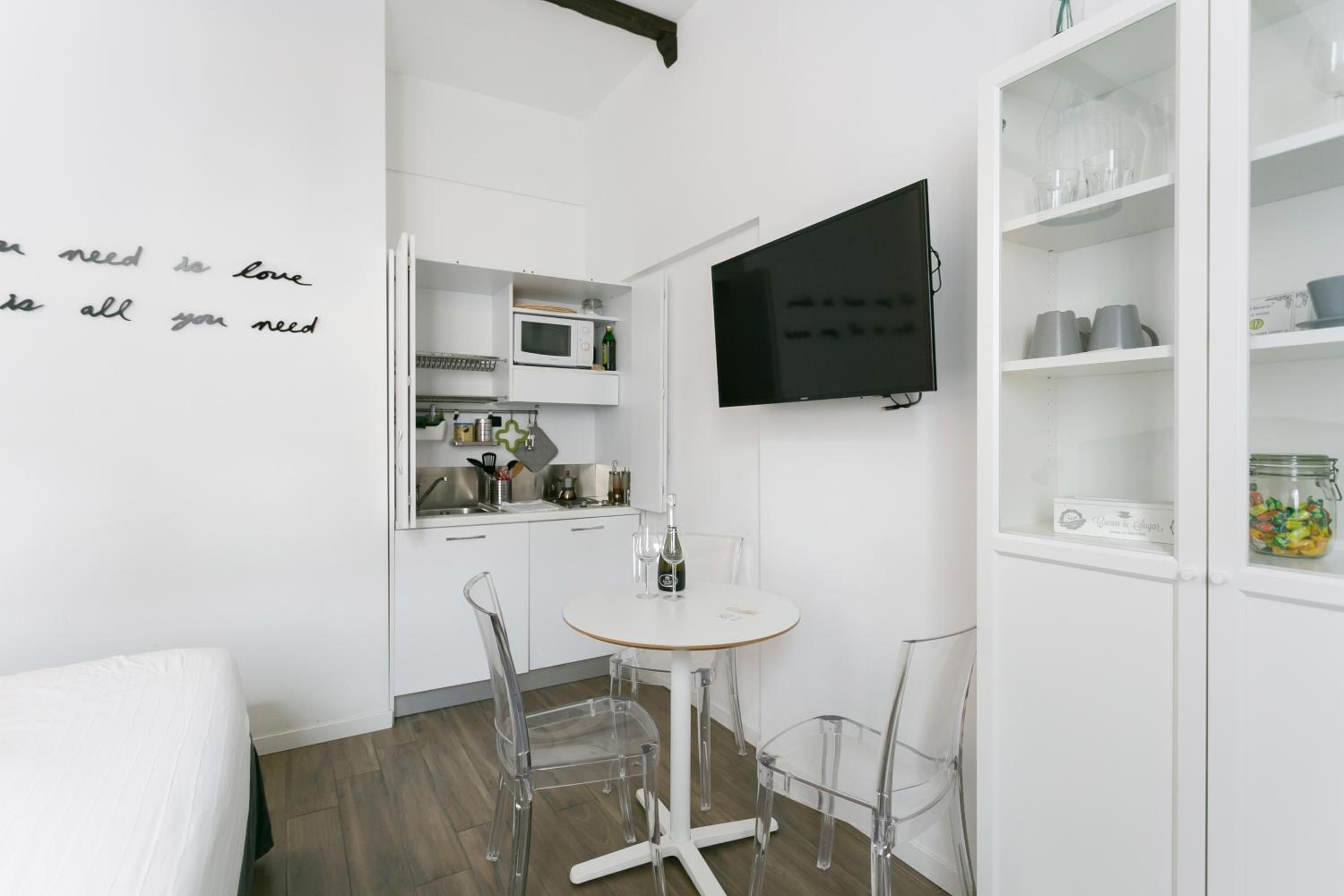 Deluxe Apartment