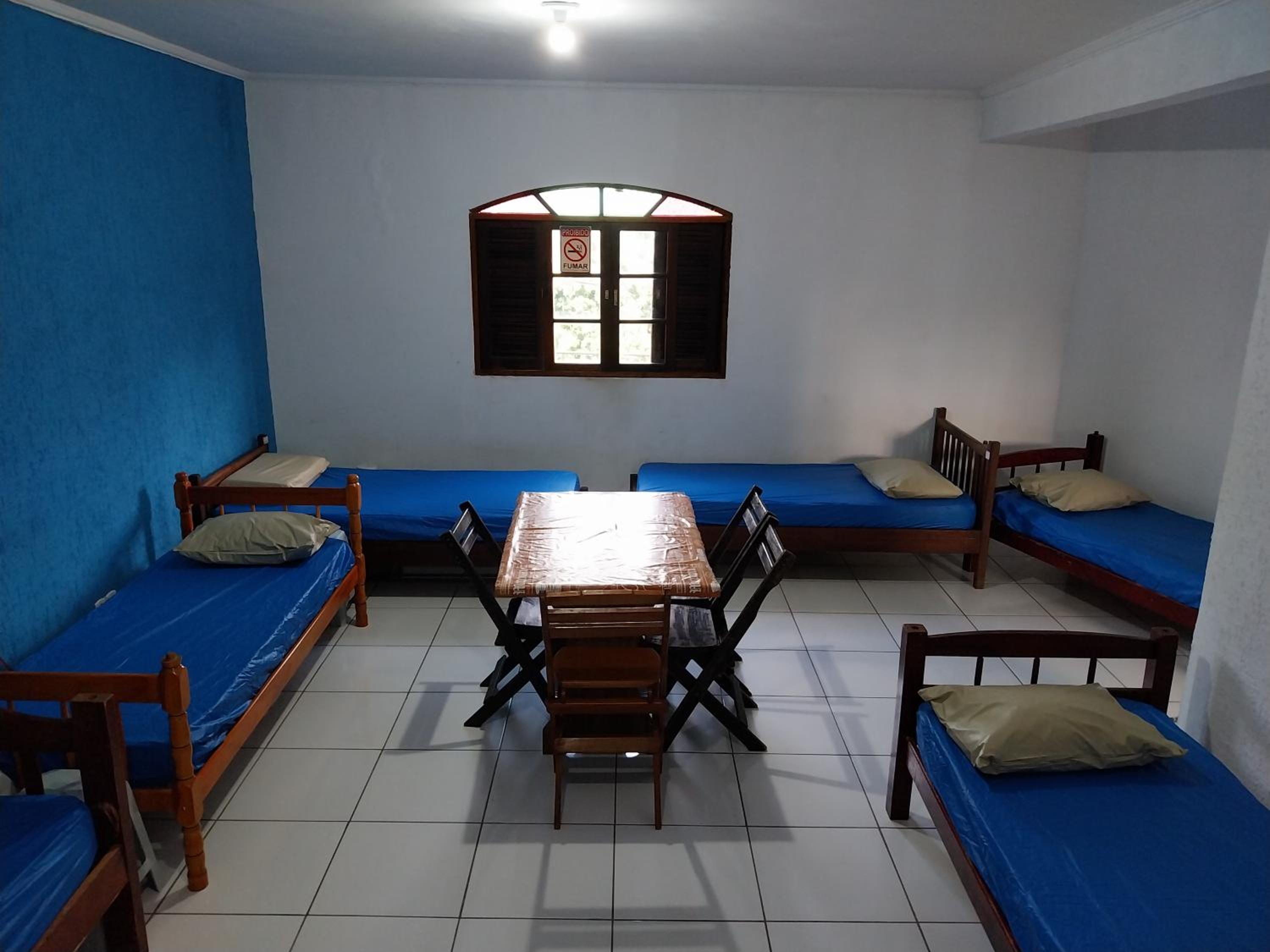 Quadruple Room with Private Bathroom photo 1
