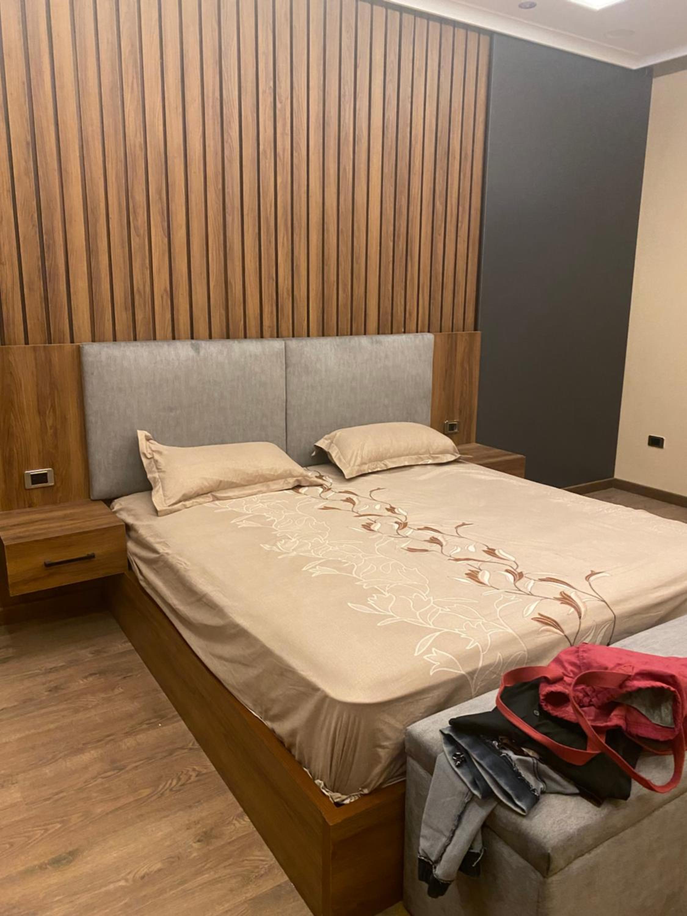 Deluxe Double Room (2 Adults + 1 Child) photo 1
