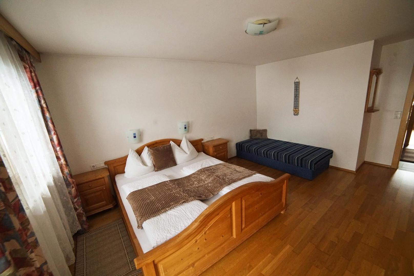 Apartment (3 Adults) photo 2