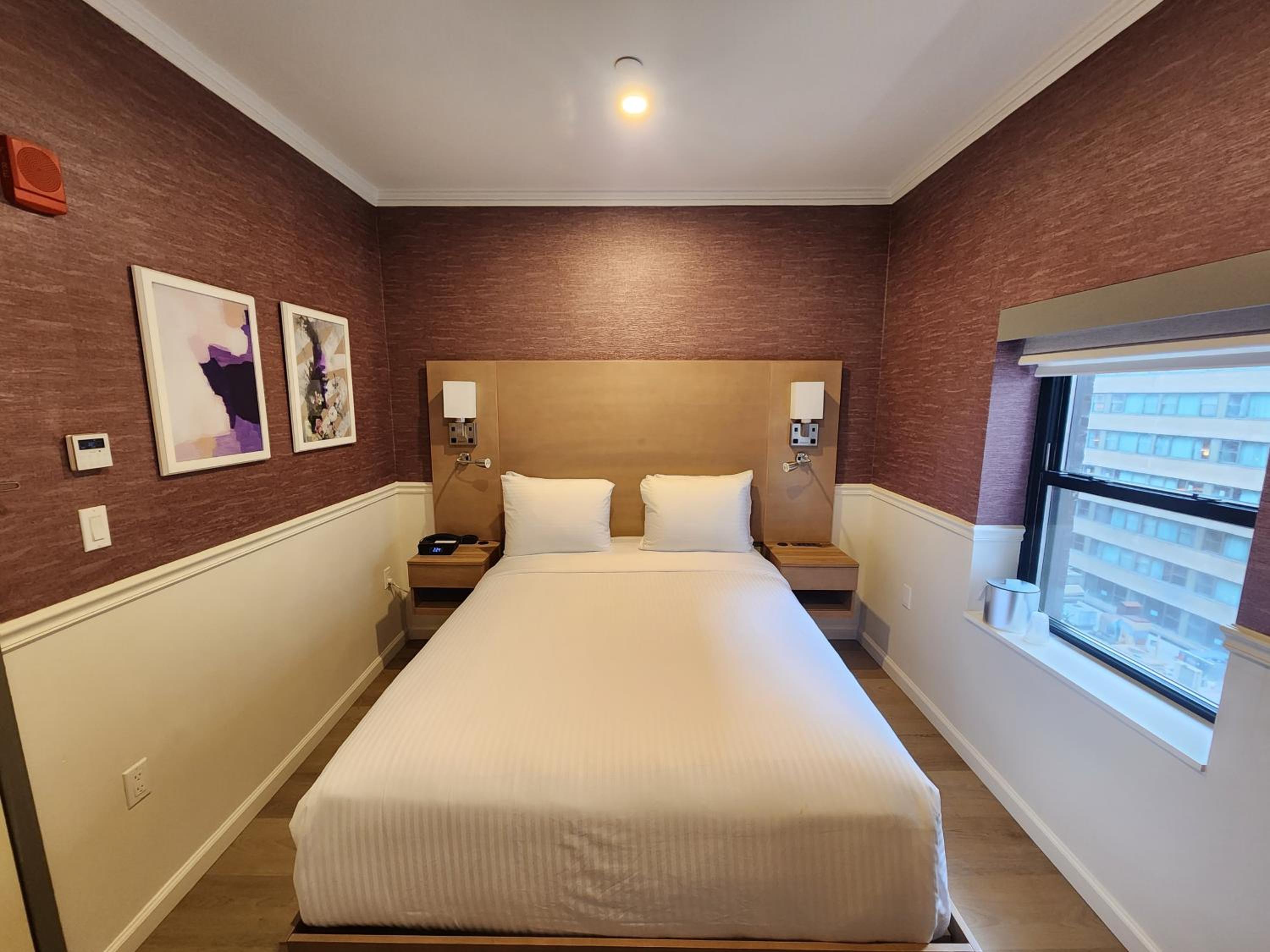 Queen Room