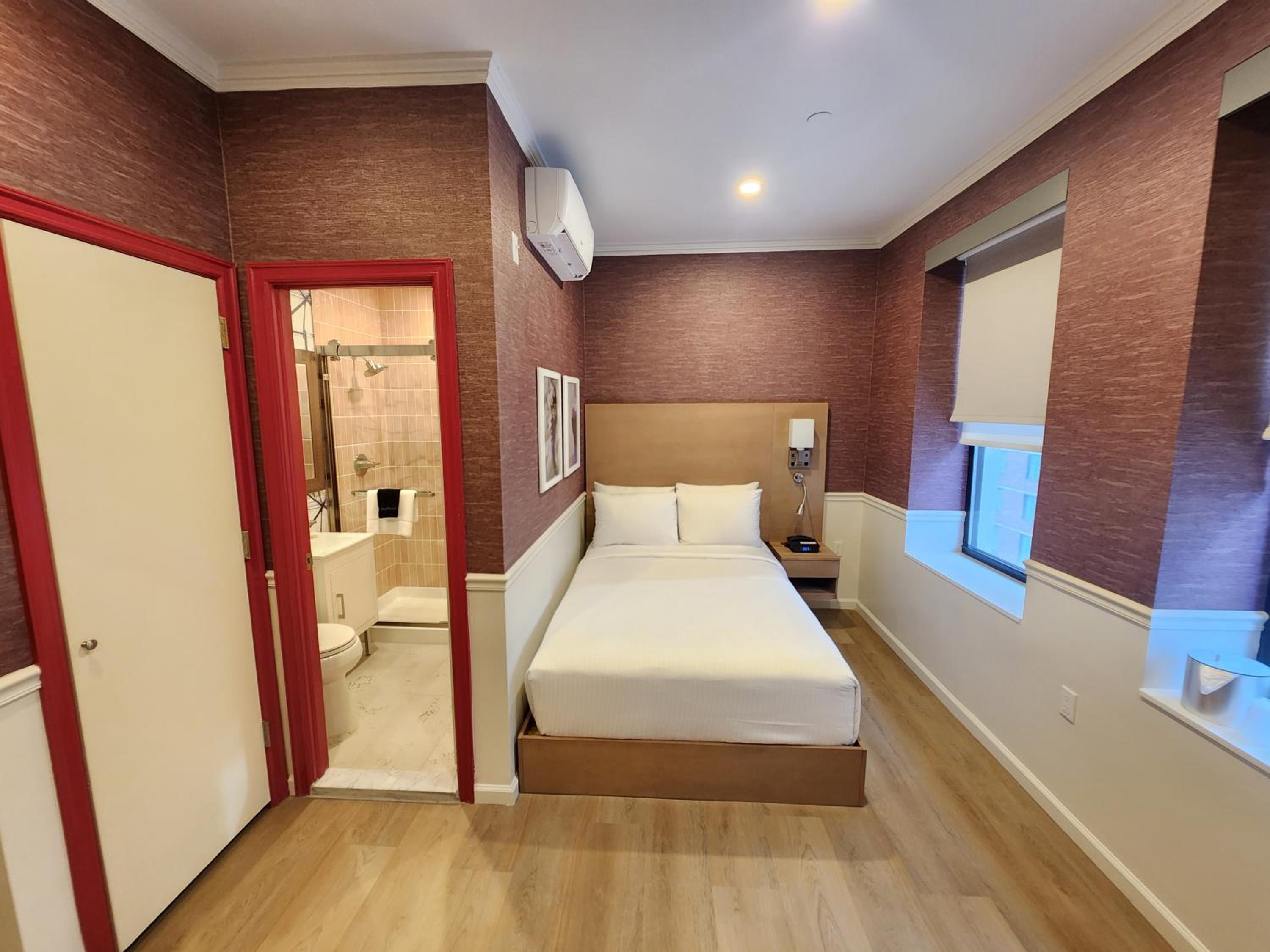 Standard Room with City View