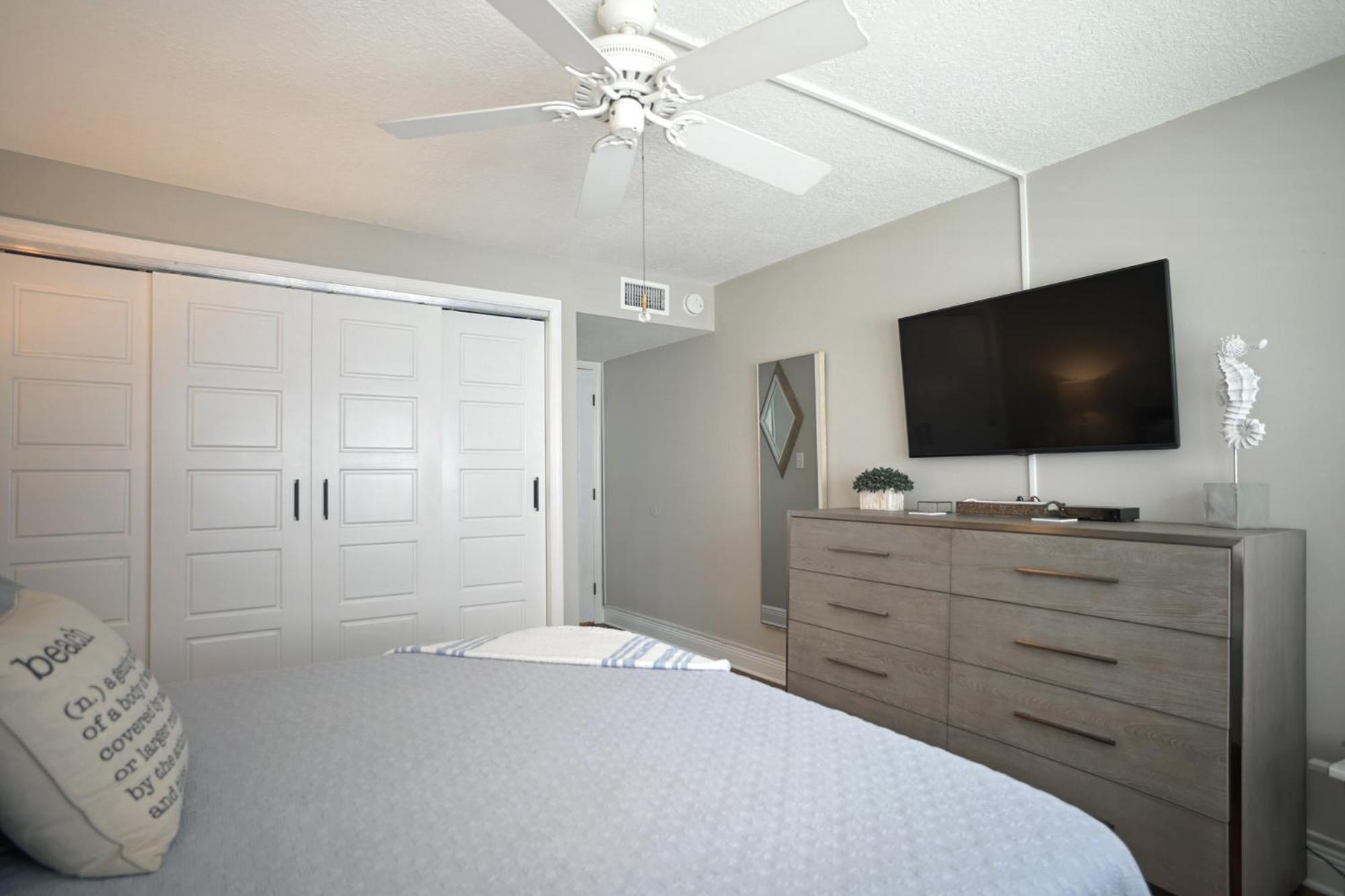 Two-Bedroom Apartment photo 3