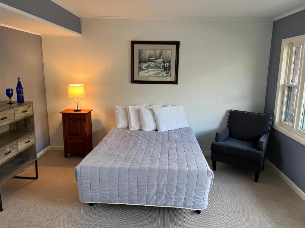 Queen Room - Photo 2