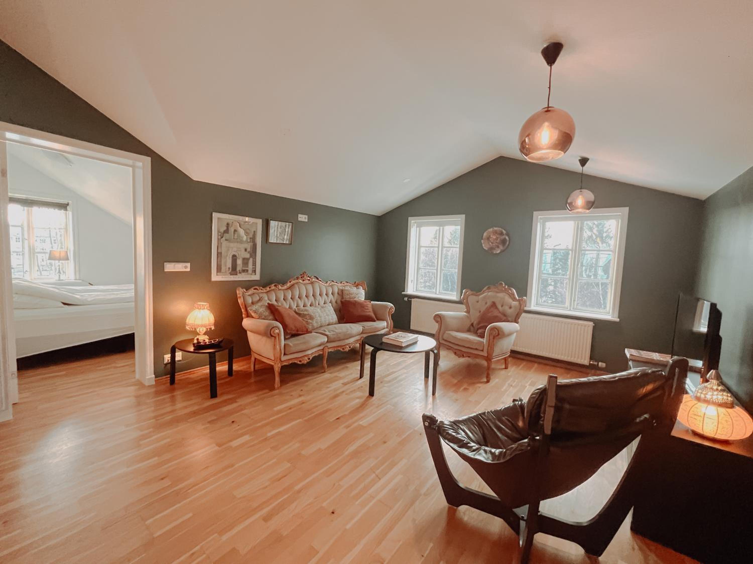 Two-Bedroom Loft Apartment photo 2