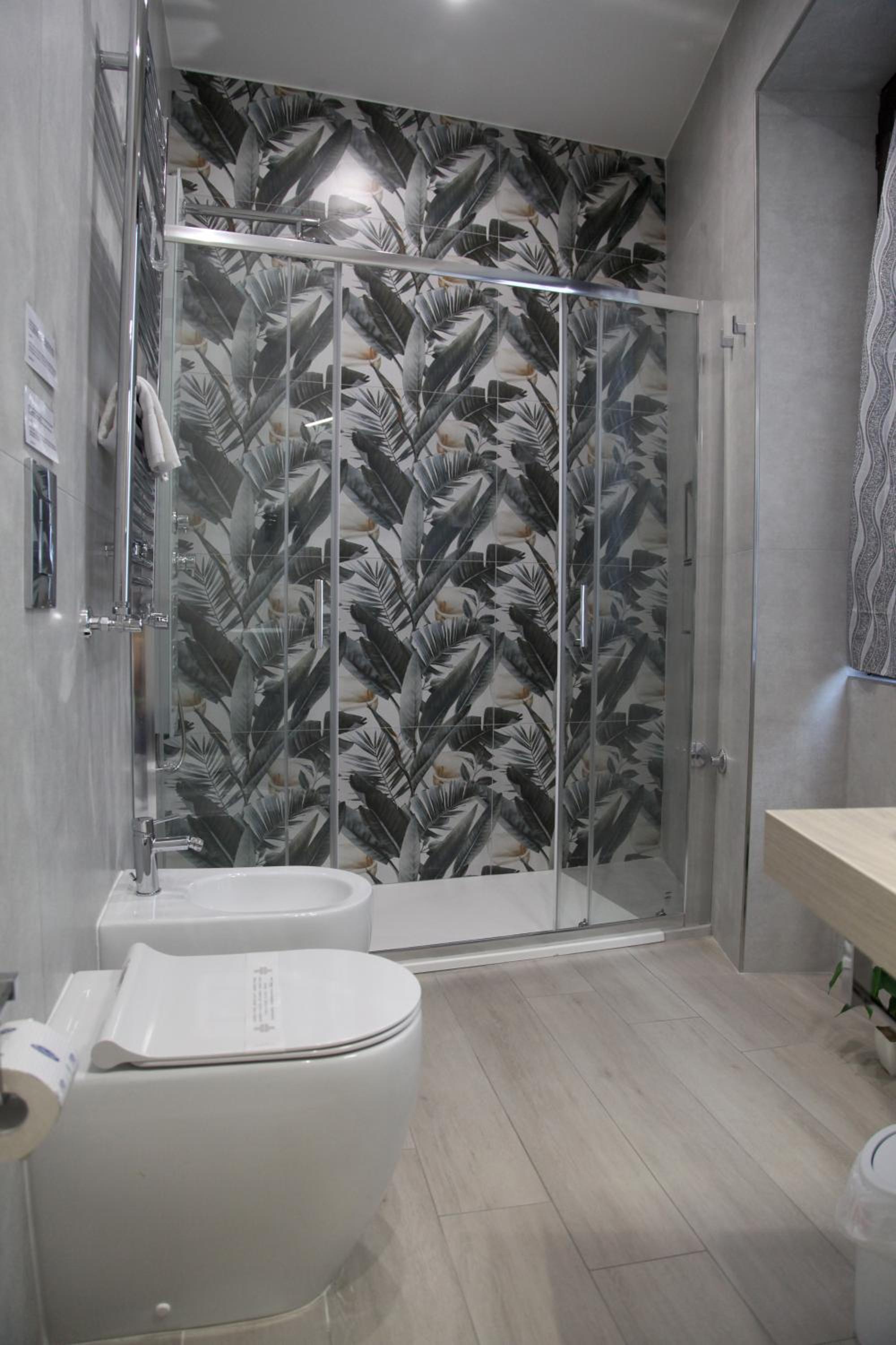 Deluxe Junior Suite - Photo 5