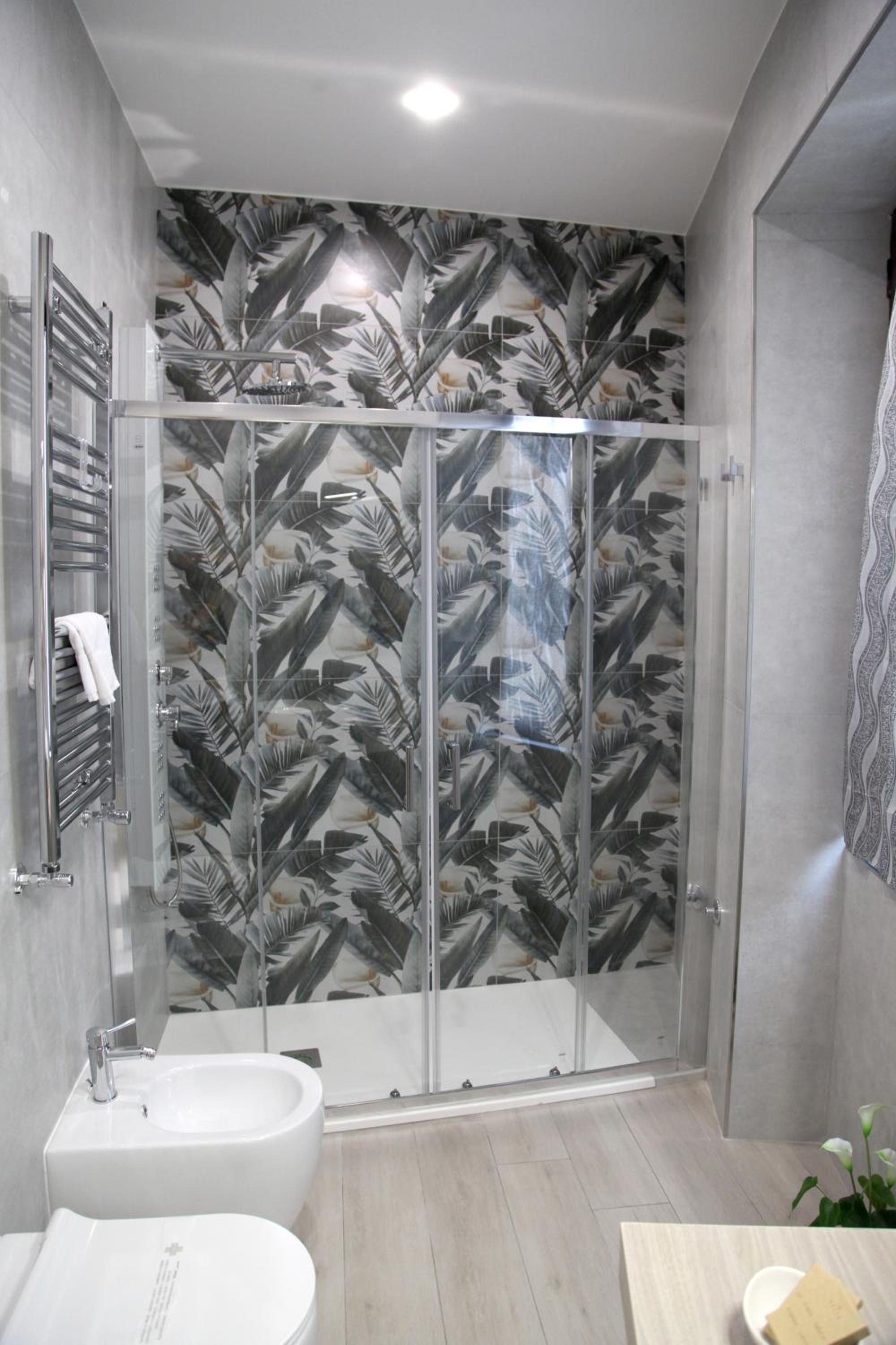 Deluxe Junior Suite - Photo 6