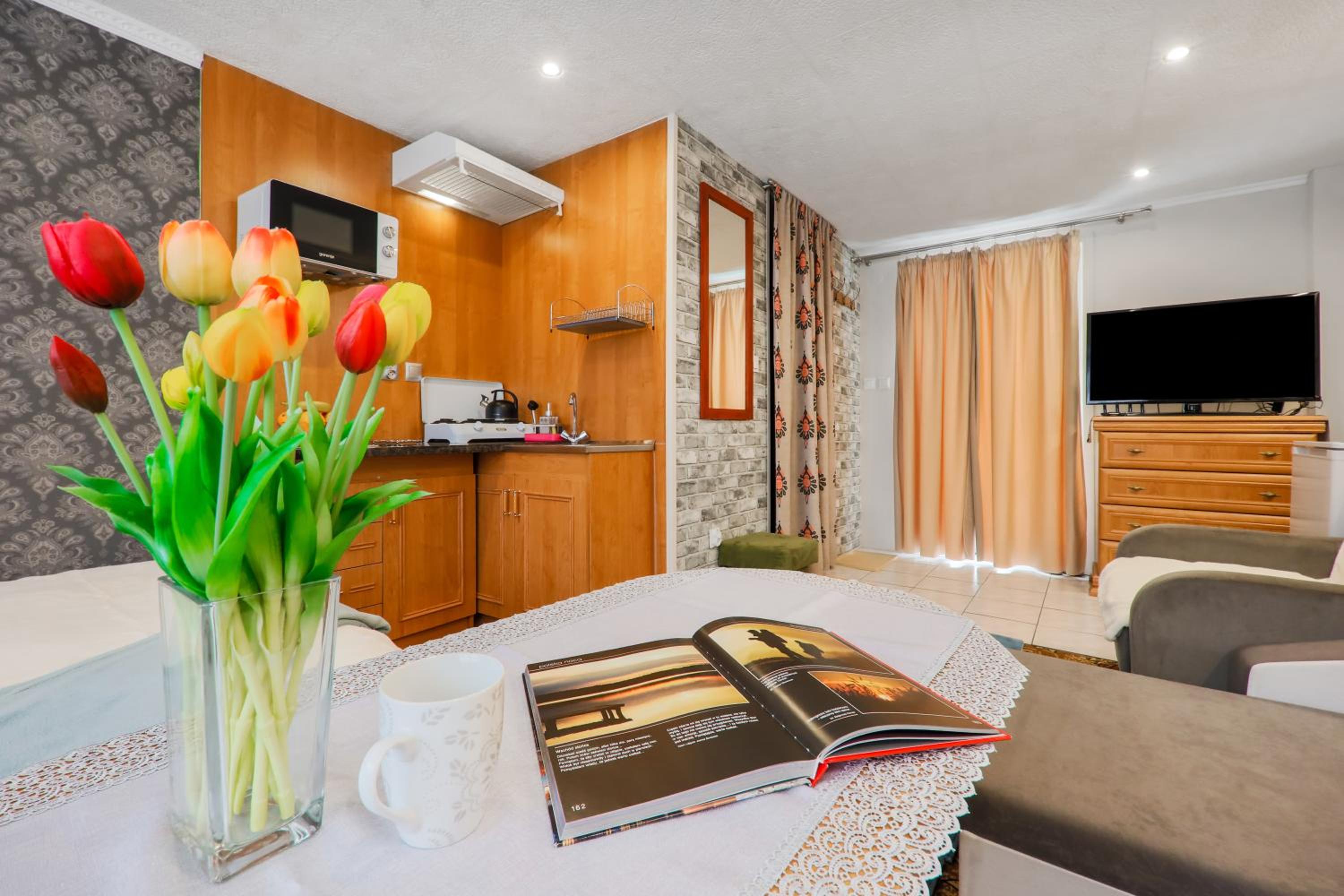 Triple Room with Private Bathroom photo 1