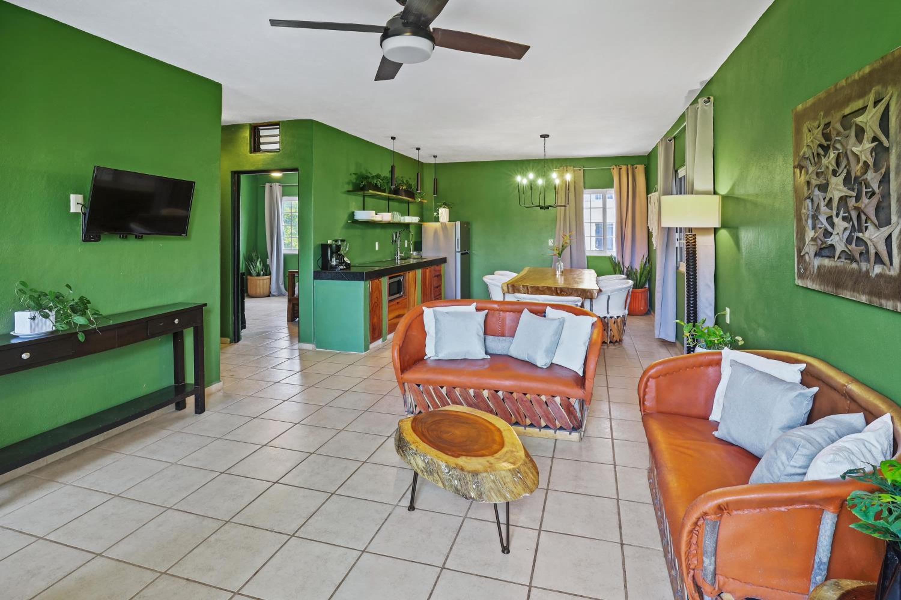Two-Bedroom Apartment - Photo 11