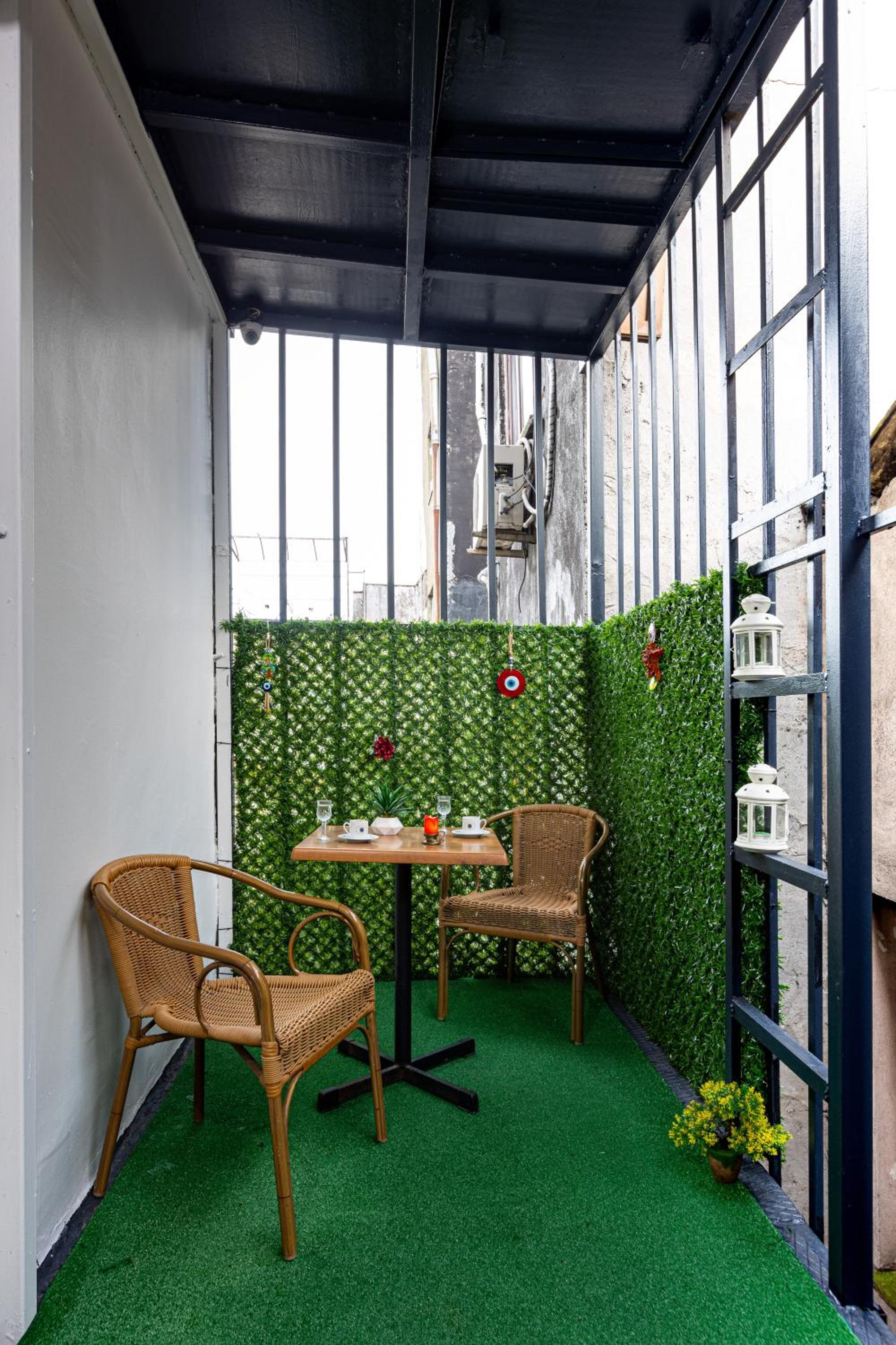 Double Room with Patio photo 2