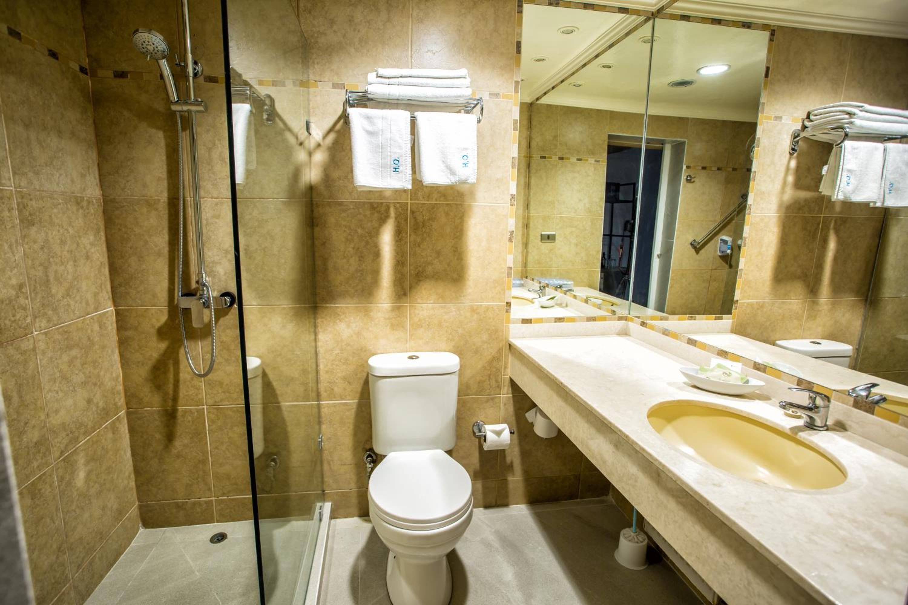 Standard Twin Room with Ocean View photo 2