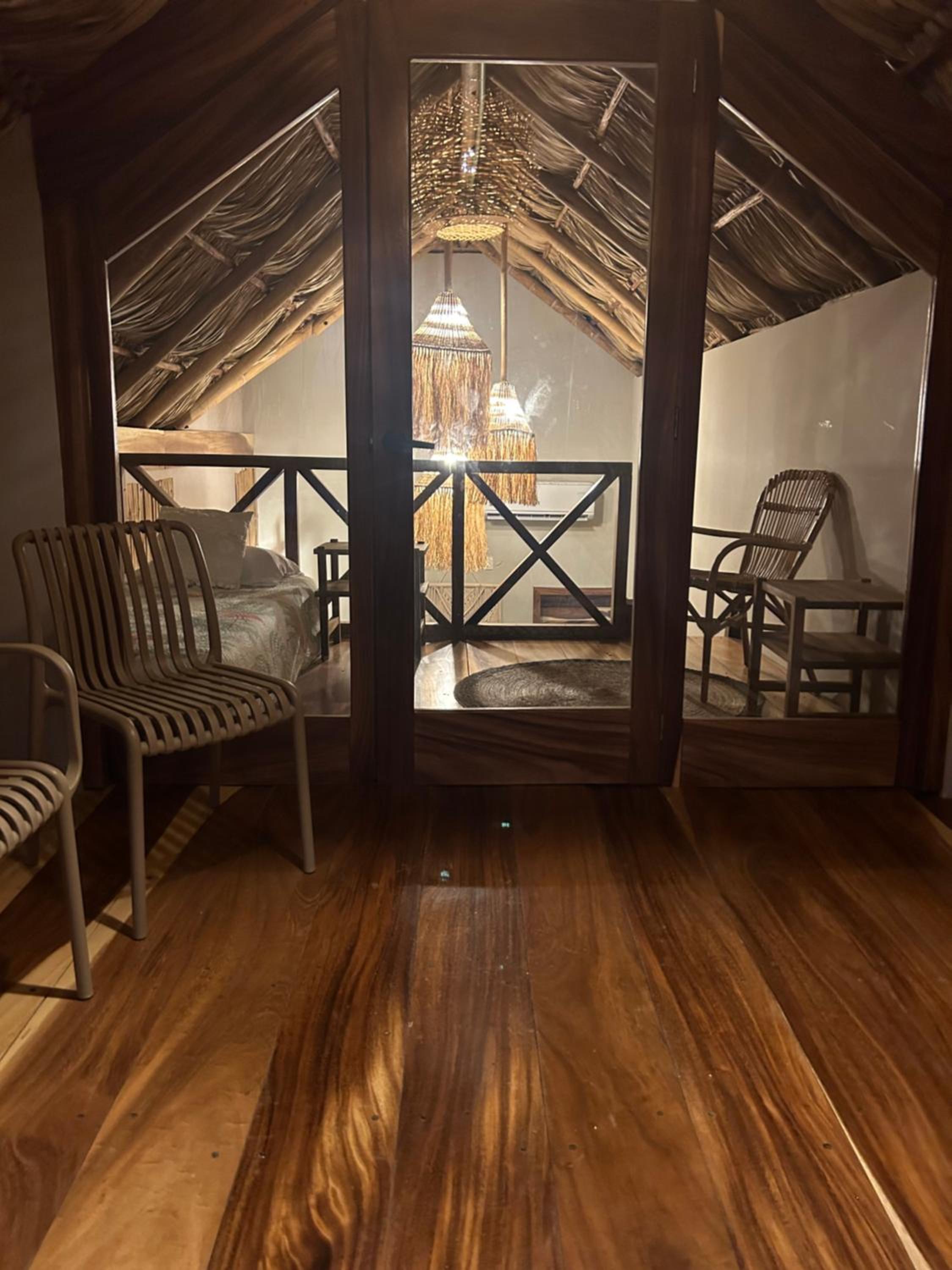 Deluxe Suite - Photo 21